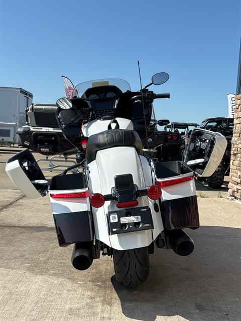 2025 Indian Motorcycle Challenger® Elite in Columbia, Missouri - Photo 5