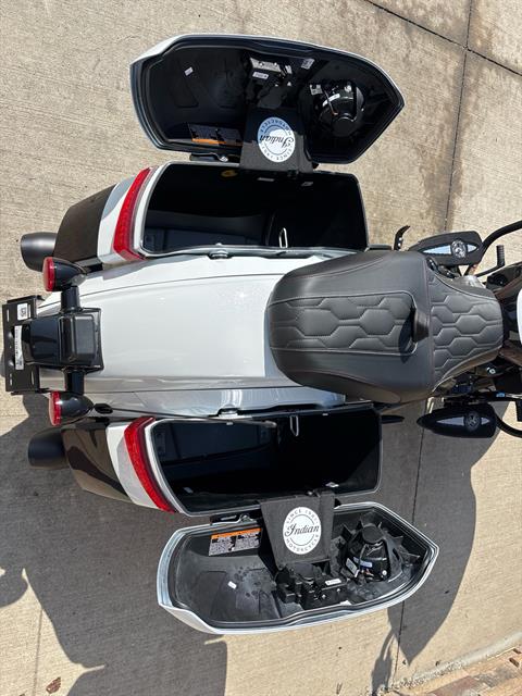2025 Indian Motorcycle Challenger® Elite in Columbia, Missouri - Photo 6