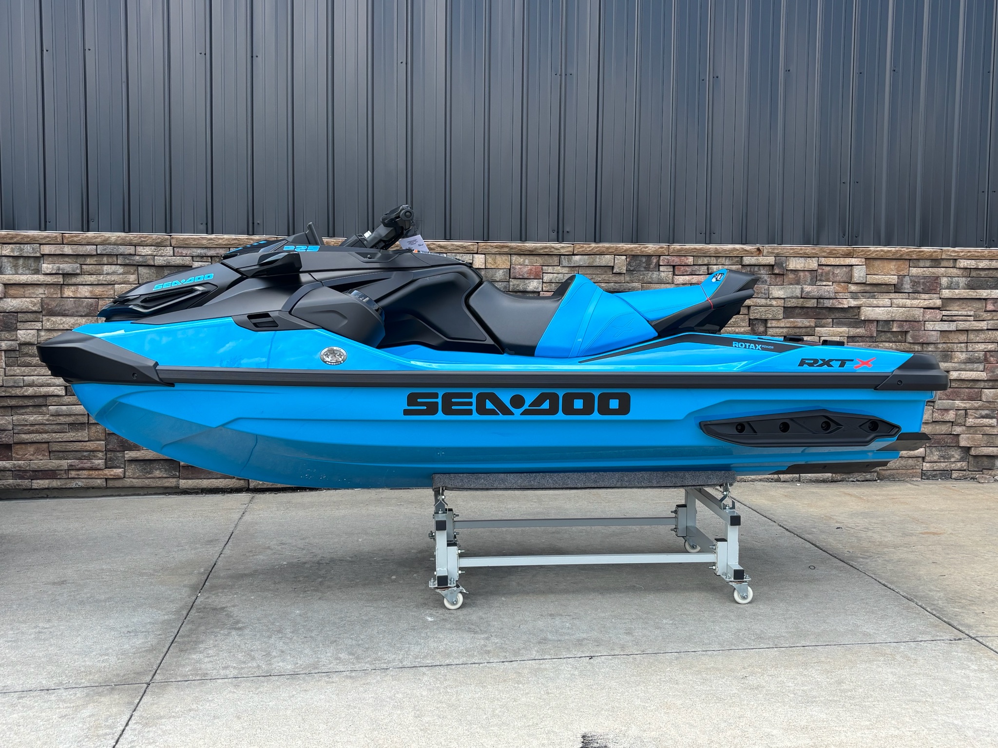 2026 Sea-Doo RXT-X 325 + Tech Package 1