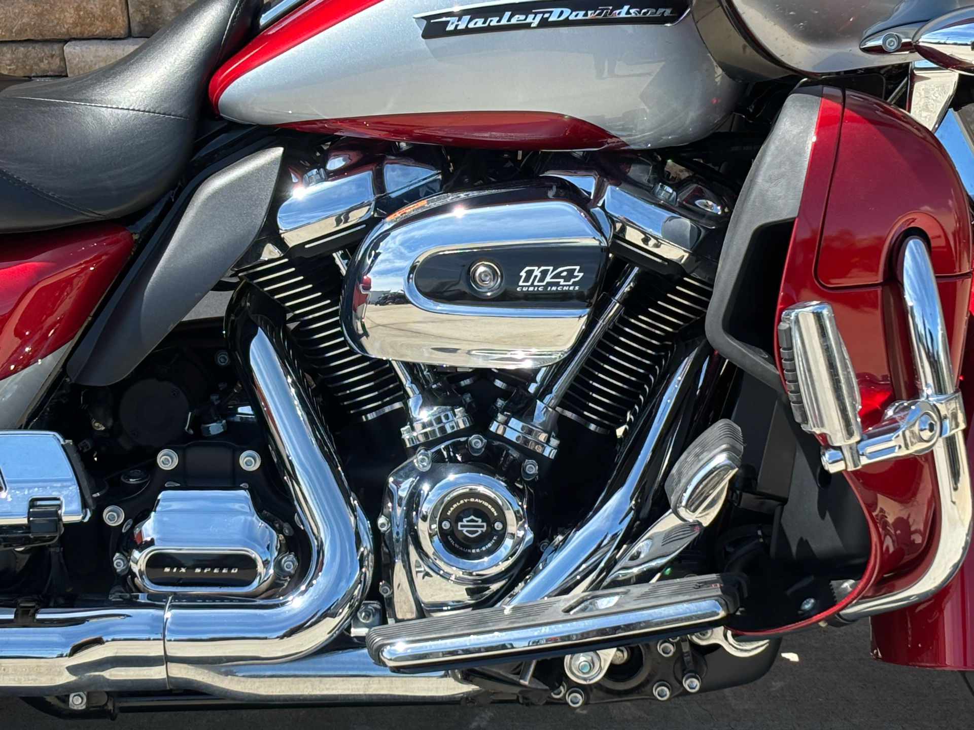 2019 Harley-Davidson Road Glide® Ultra in Columbia, Missouri - Photo 4