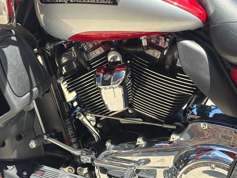 2019 Harley-Davidson Road Glide® Ultra in Columbia, Missouri - Photo 5