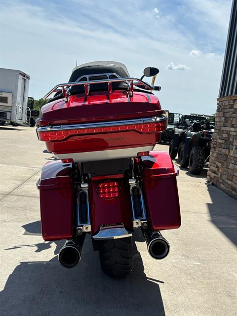 2019 Harley-Davidson Road Glide® Ultra in Columbia, Missouri - Photo 11