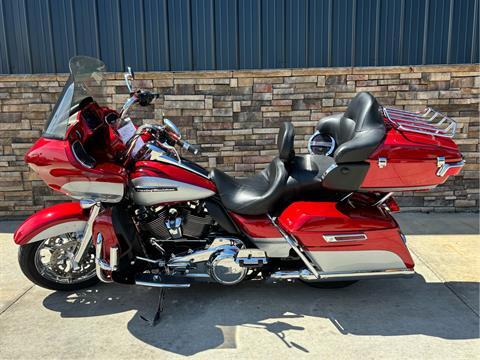 2019 Harley-Davidson Road Glide® Ultra in Columbia, Missouri - Photo 13