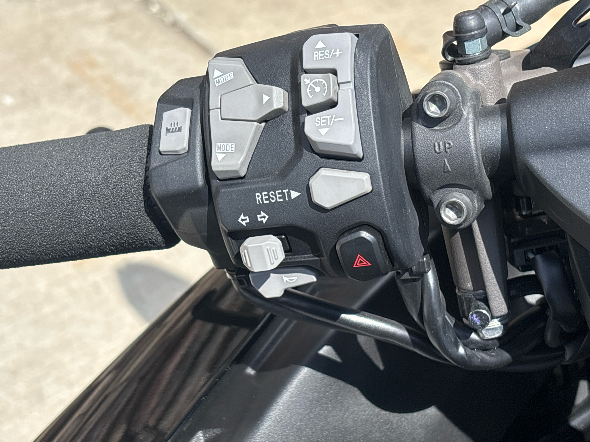 2023 Kawasaki Ninja H2 SX SE in Columbia, Missouri - Photo 5