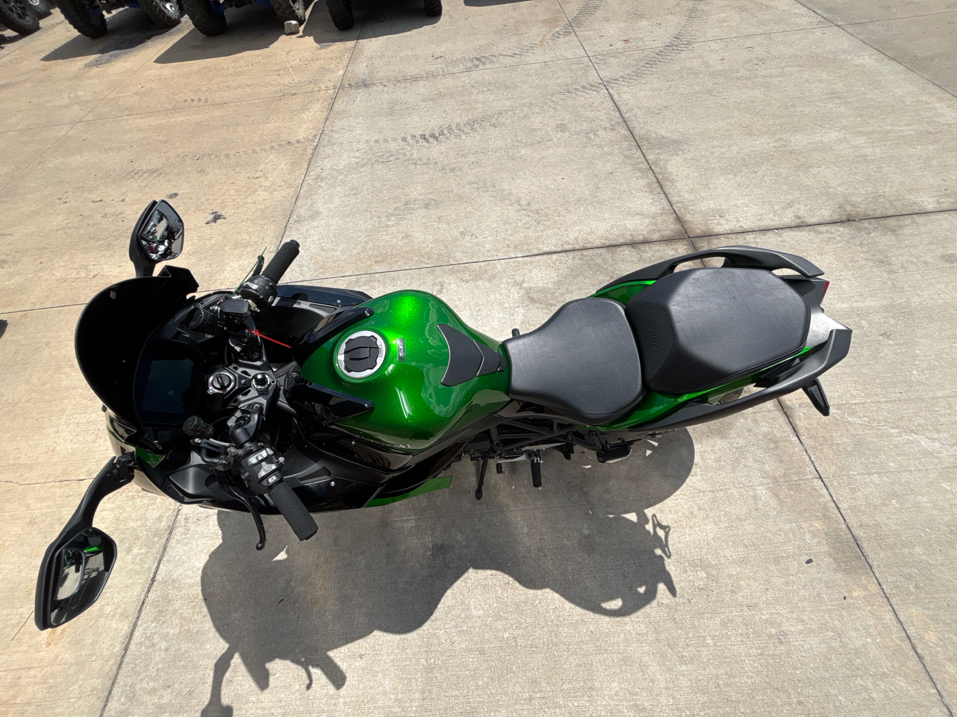 2023 Kawasaki Ninja H2 SX SE in Columbia, Missouri - Photo 8