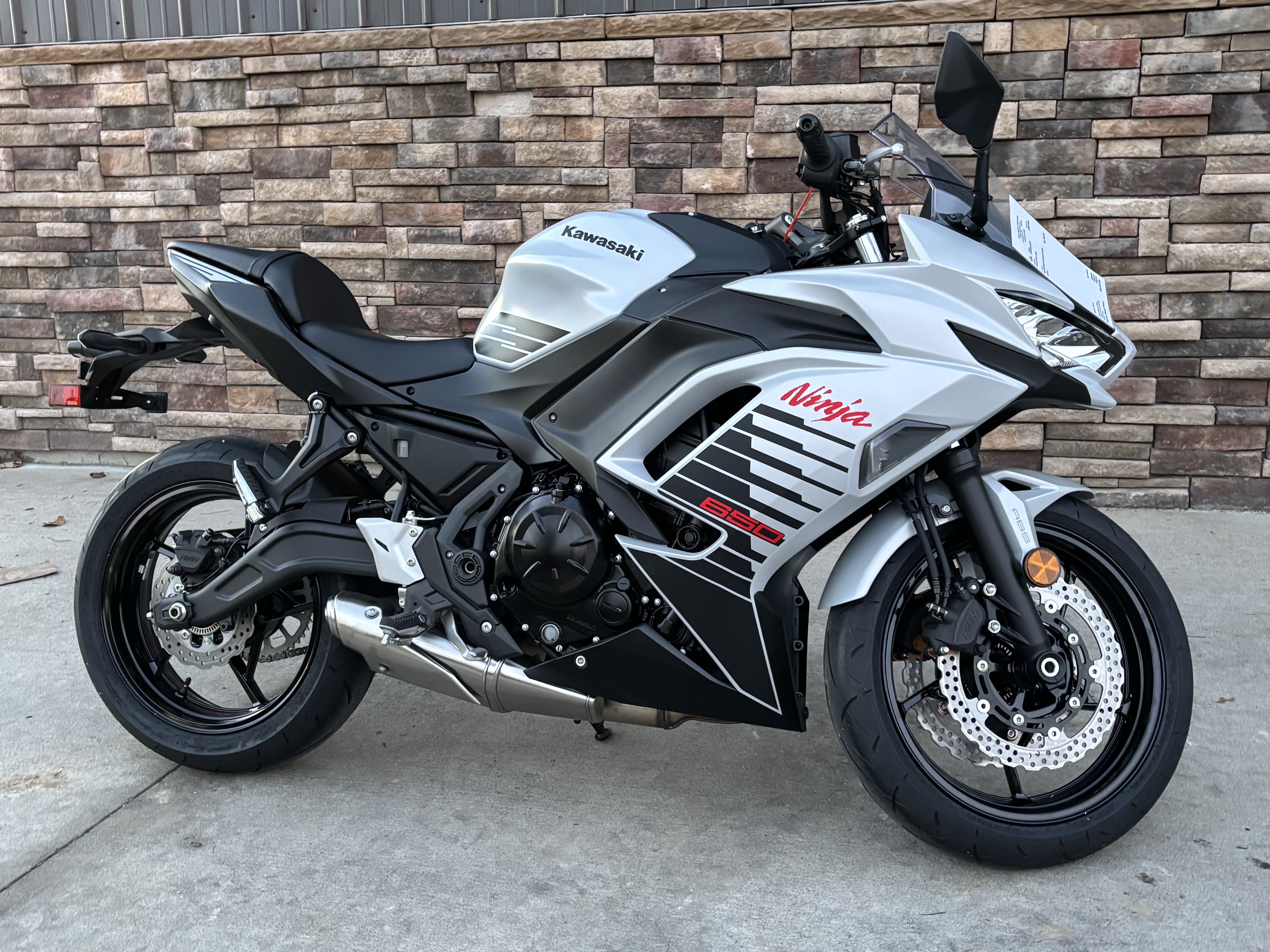 2026 Kawasaki Ninja 650 ABS in Columbia, Missouri - Photo 2