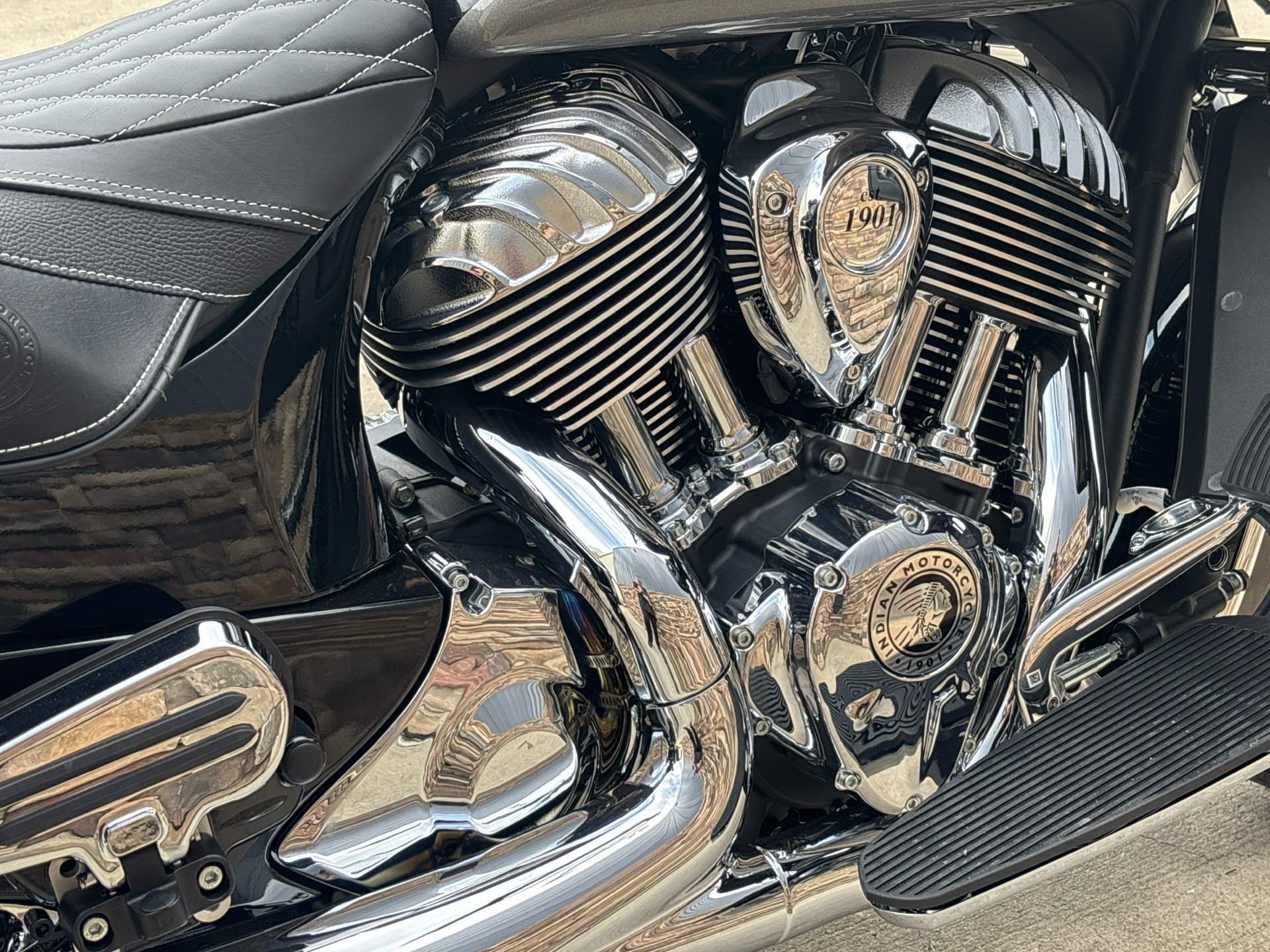 2024 Indian Motorcycle Roadmaster® with PowerBand Audio Package in Columbia, Missouri - Photo 13