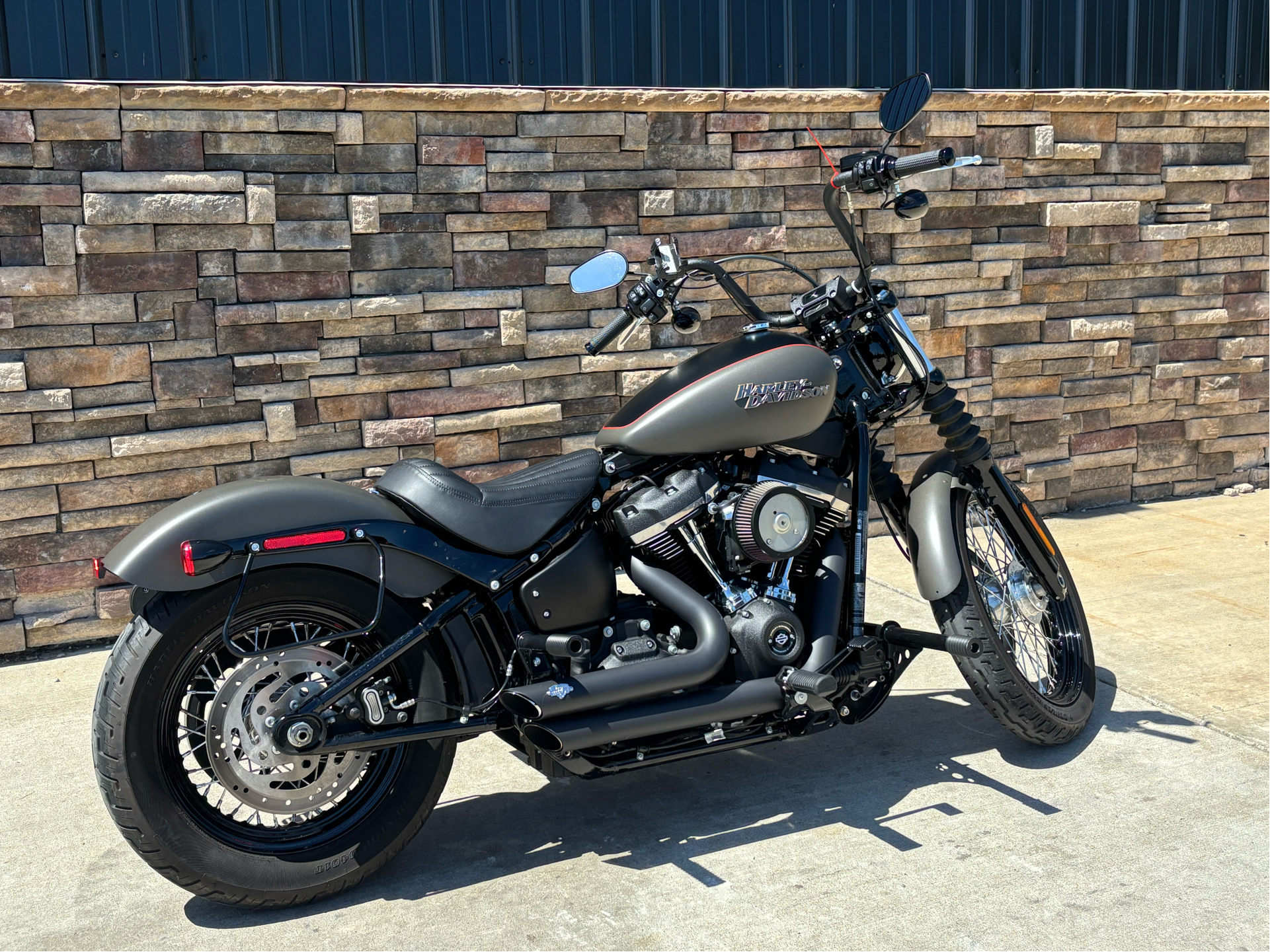2018 Harley-Davidson Street Bob® 107 in Columbia, Missouri - Photo 2