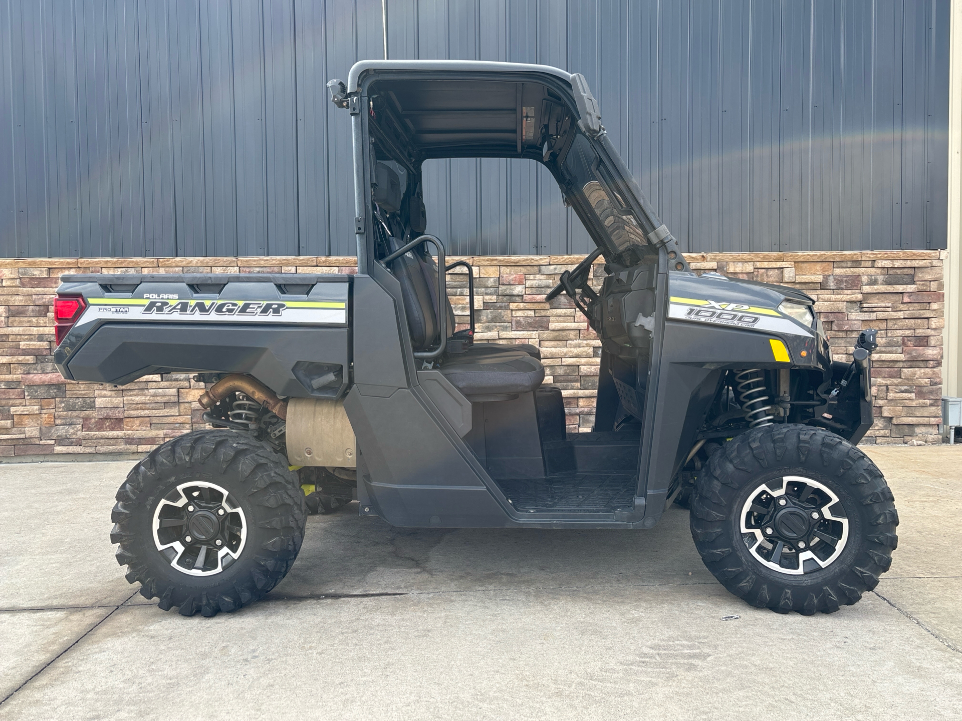 2019 Polaris Ranger XP 1000 EPS Premium in Columbia, Missouri - Photo 1
