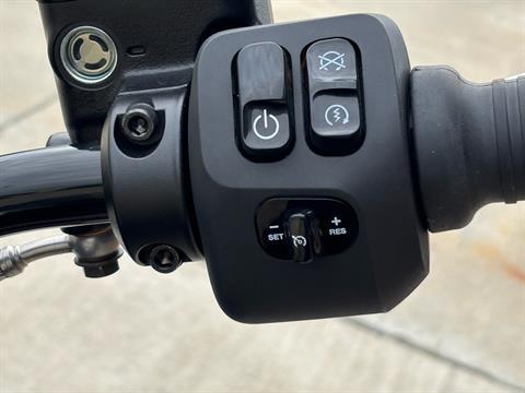 2025 Indian Motorcycle Chief in Columbia, Missouri - Photo 10