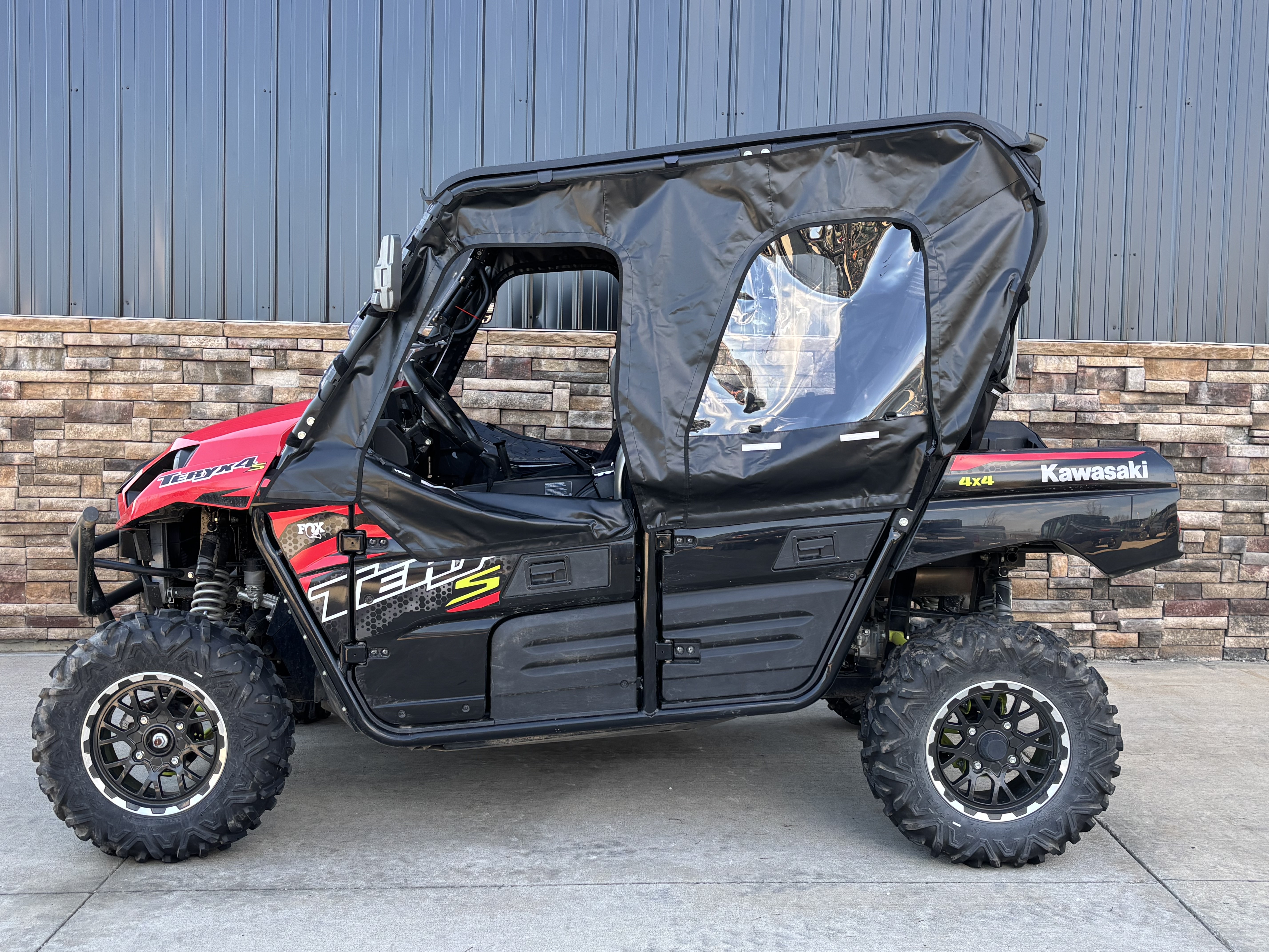 Used 2023 Kawasaki Teryx4 S LE, Columbia MO | Specs, Price, Photos