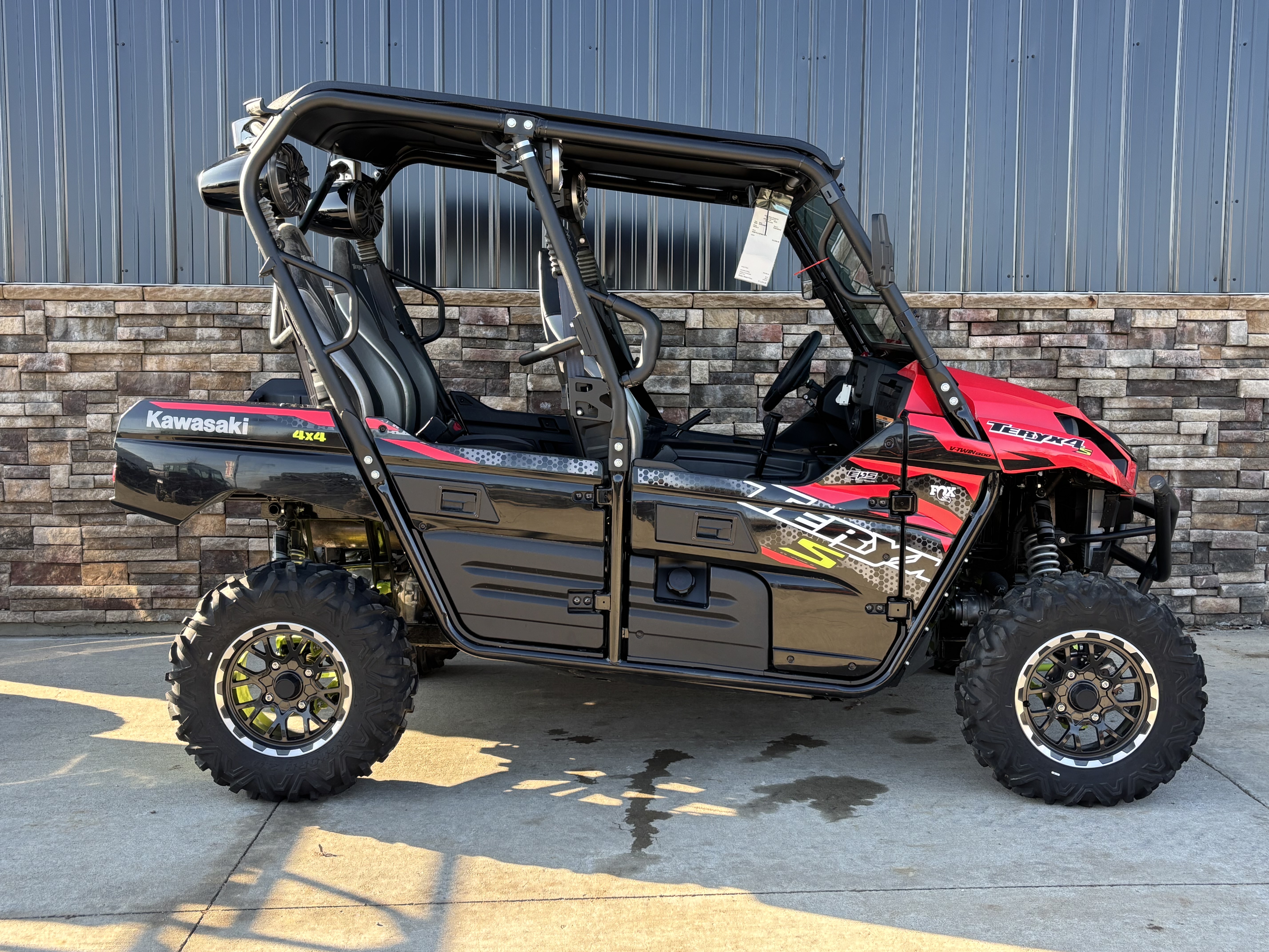 2023 Kawasaki Teryx4 S LE in Columbia, Missouri - Photo 1