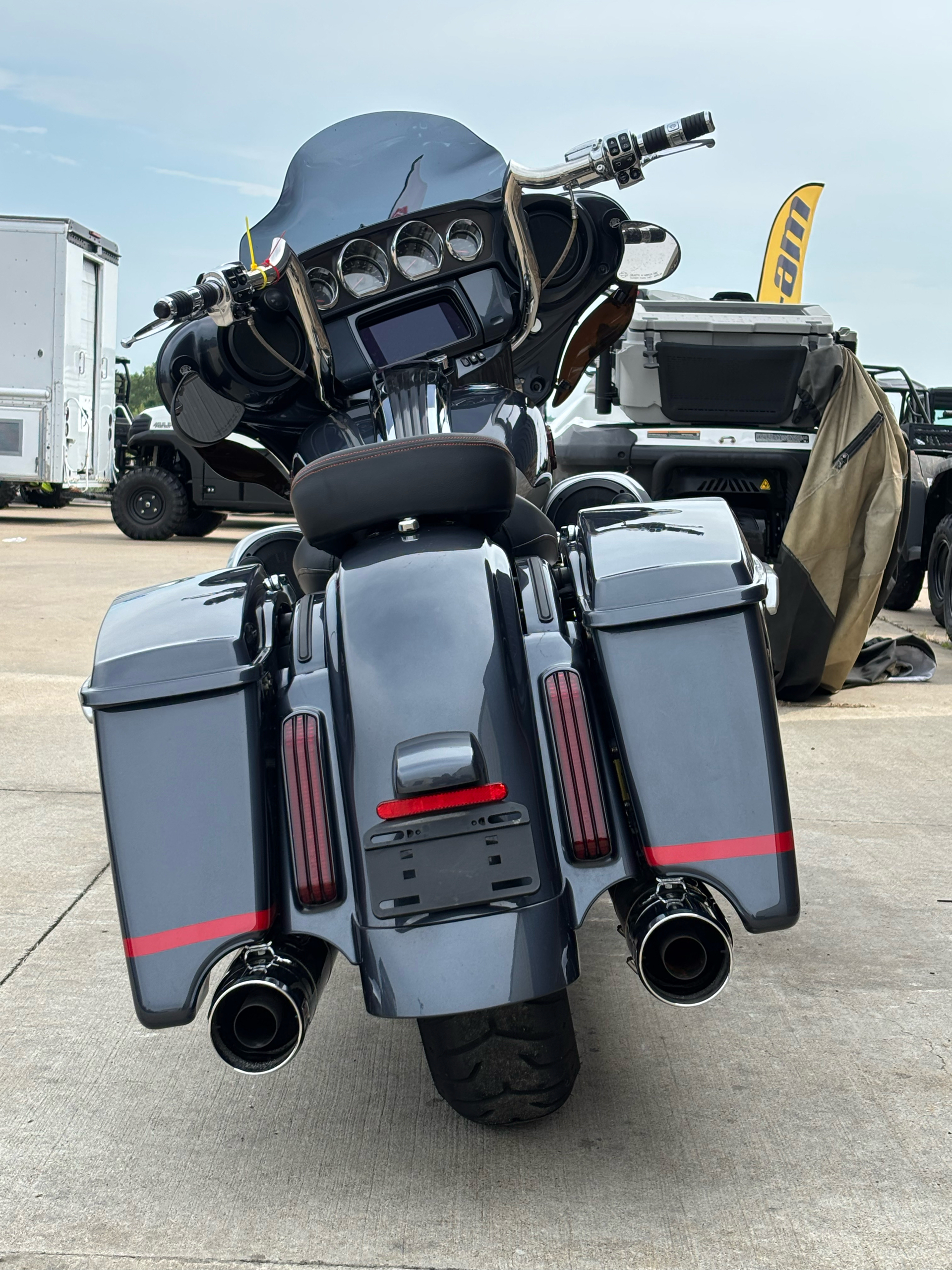 2019 Harley-Davidson CVO™ Street Glide® in Columbia, Missouri - Photo 4