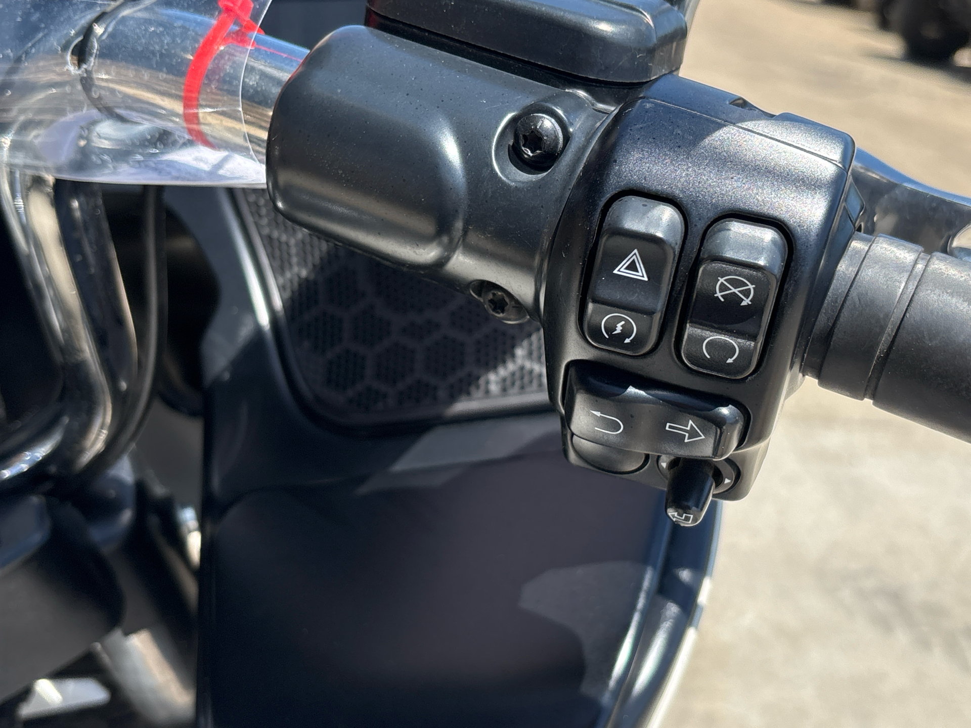 2022 Harley-Davidson Road Glide® in Columbia, Missouri - Photo 9