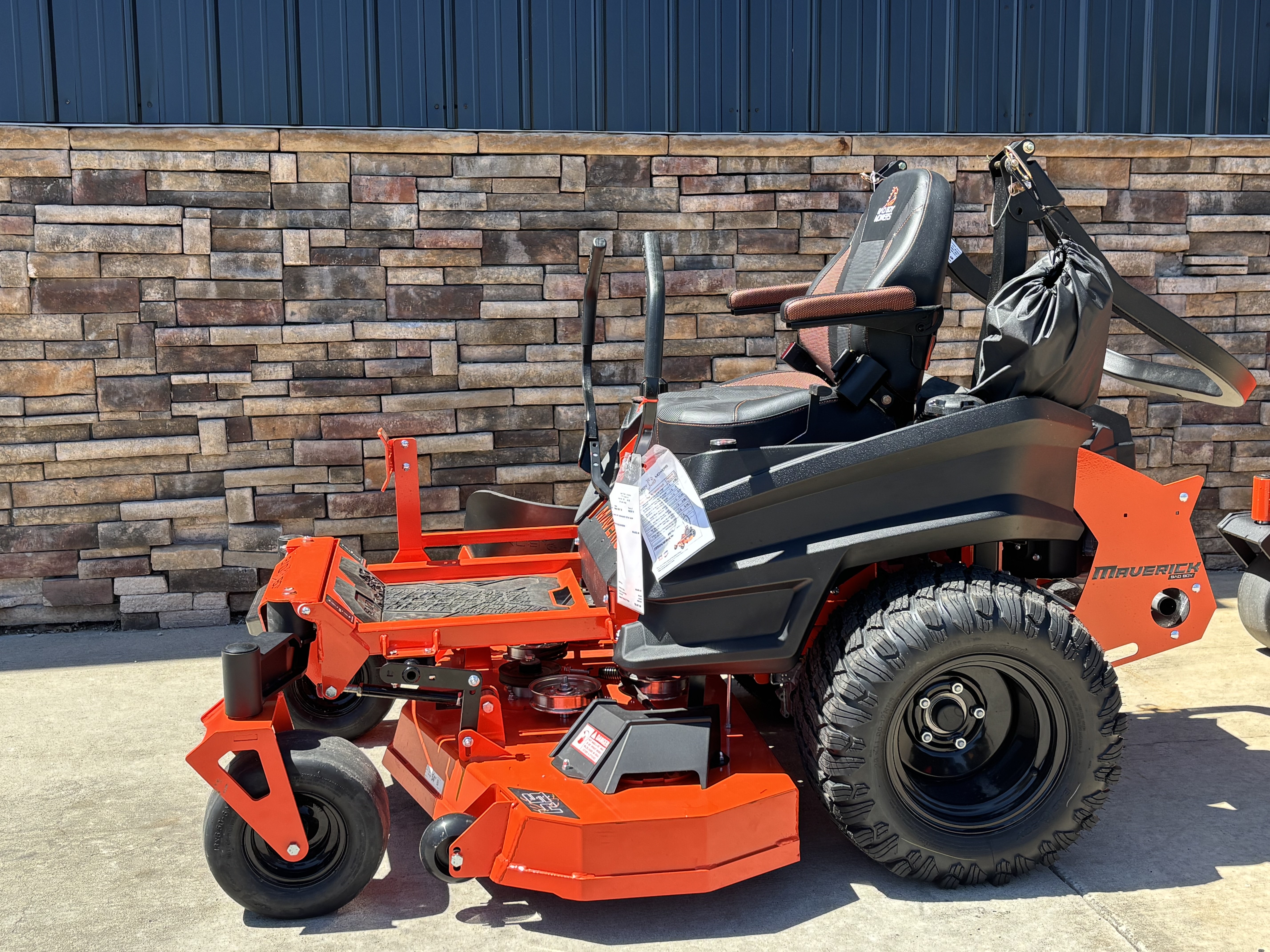 2026 Bad Boy Mowers Maverick 54 in. Kawasaki FS730V 24 hp in Columbia, Missouri - Photo 3