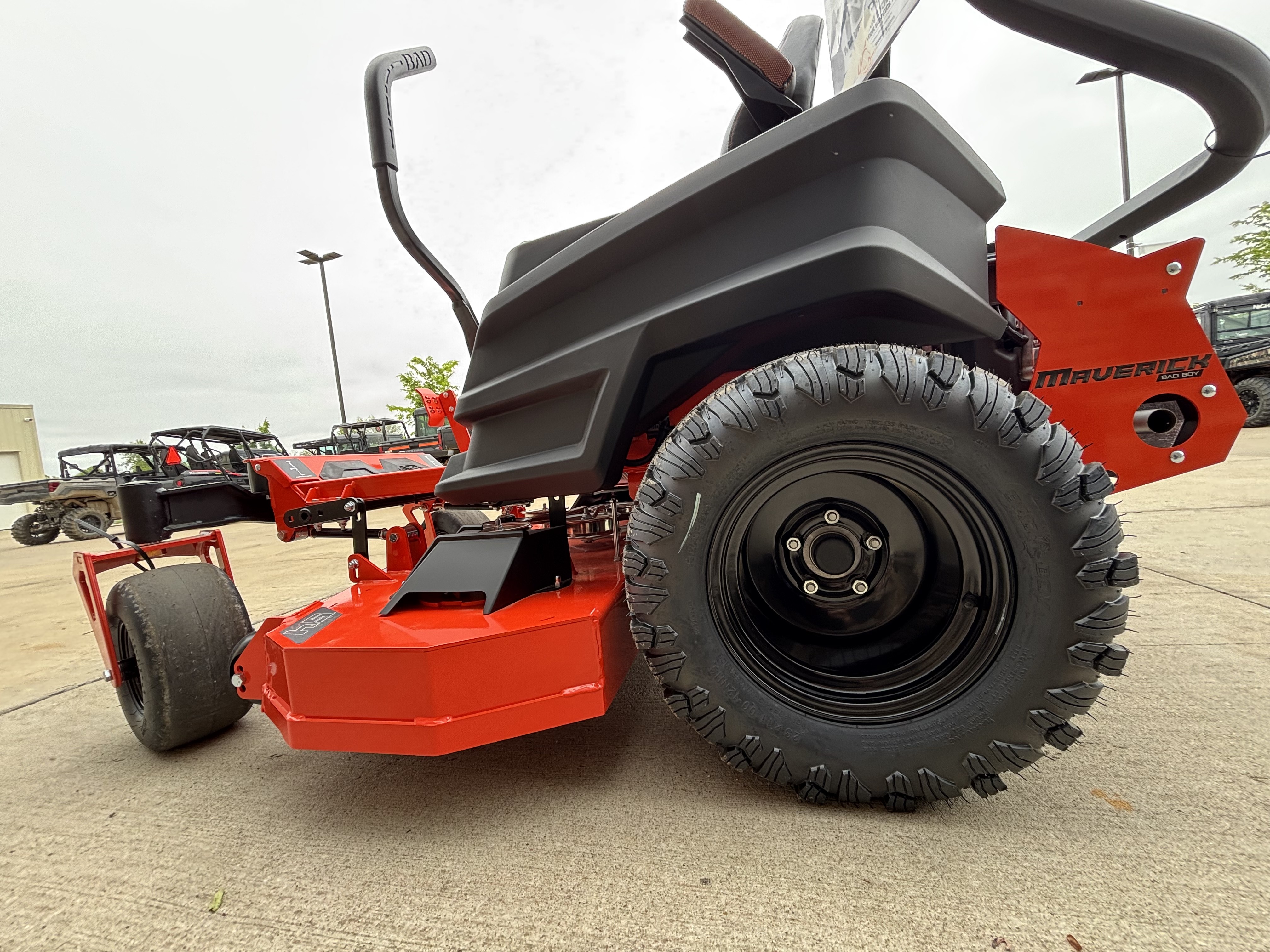 2026 Bad Boy Mowers Maverick 54 in. Kawasaki FS730V 24 hp in Columbia, Missouri - Photo 15