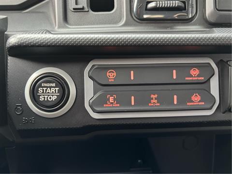 2026 Can-Am Defender MAX XT CAB HD11 in Columbia, Missouri - Photo 8