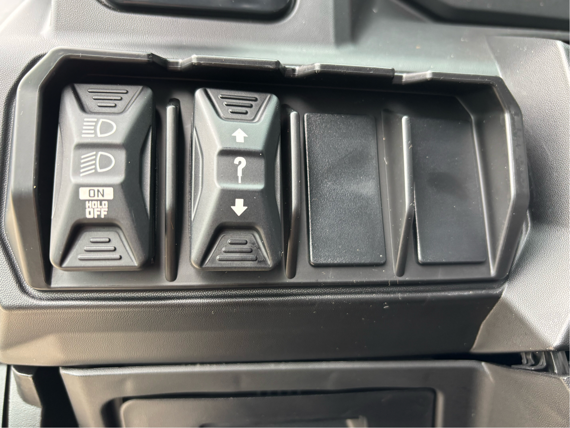 2026 Can-Am Defender MAX XT CAB HD11 in Columbia, Missouri - Photo 10