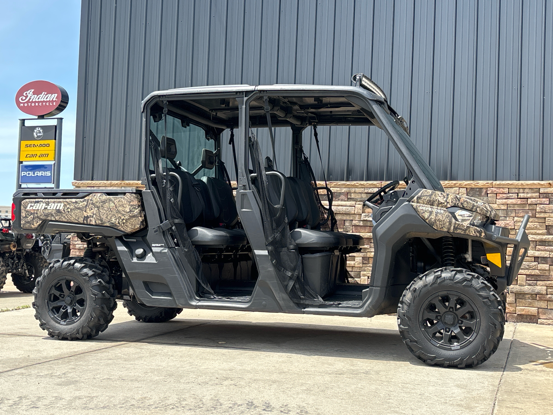 2023 Can-Am Defender MAX XT HD10 in Columbia, Missouri - Photo 3