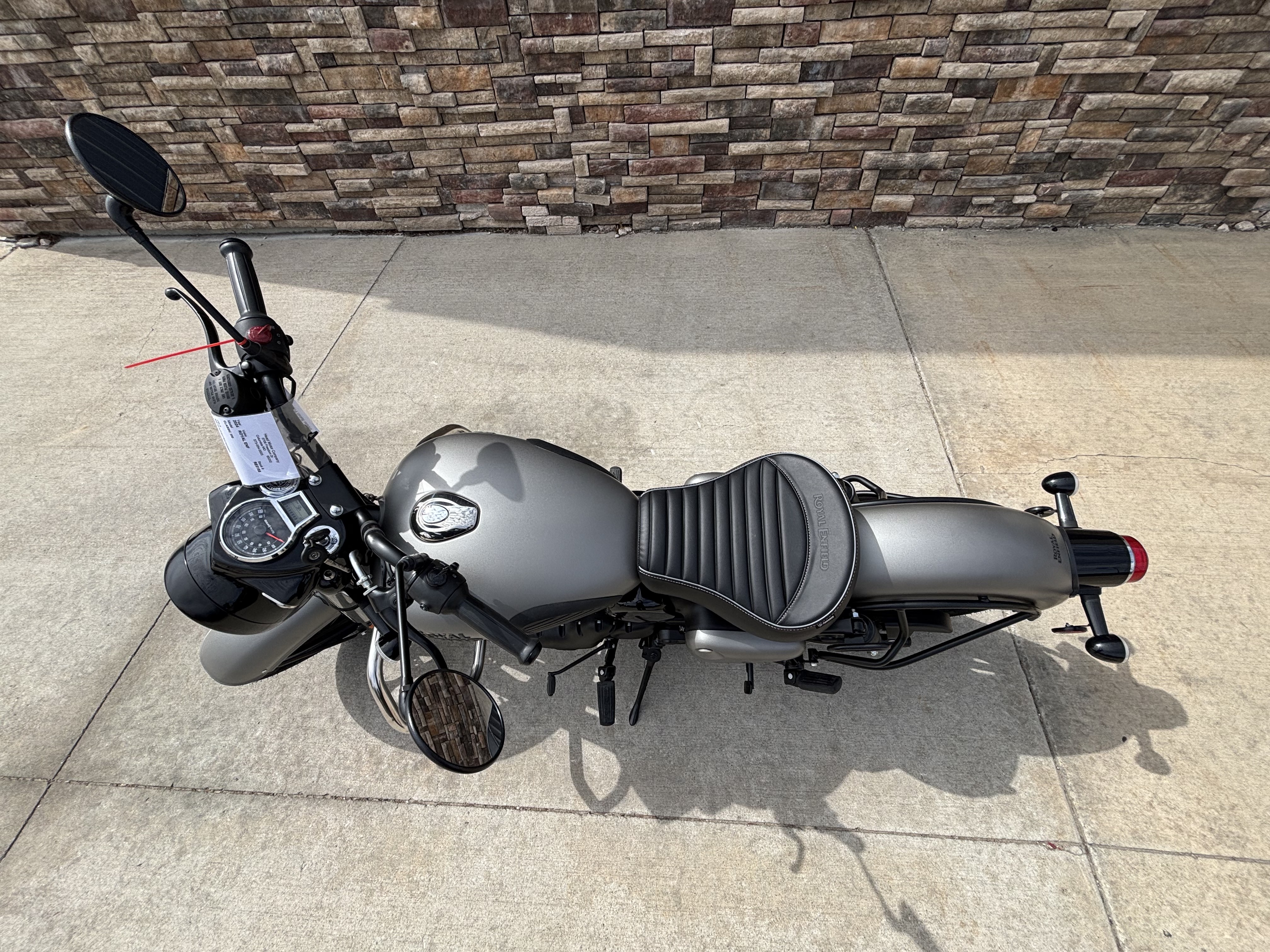 2024 Royal Enfield Classic 350 in Columbia, Missouri - Photo 10