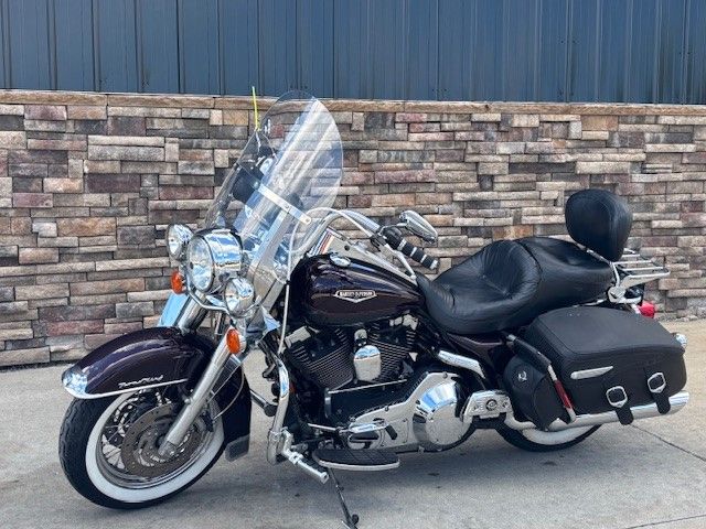 2005 Harley-Davidson FLHRCI Road King® Classic in Columbia, Missouri - Photo 2