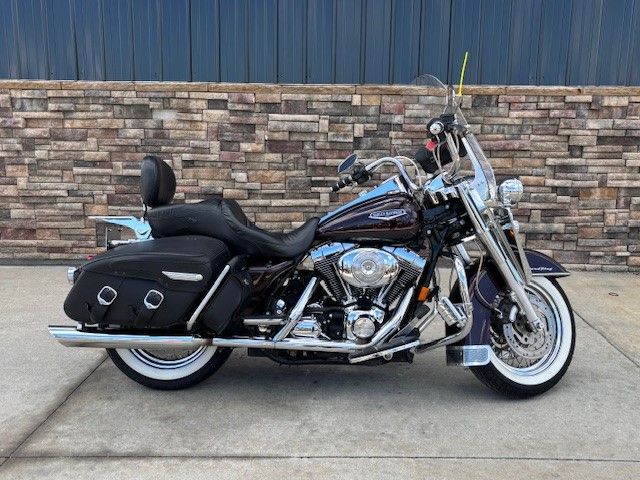 2005 Harley-Davidson FLHRCI Road King® Classic in Columbia, Missouri - Photo 16