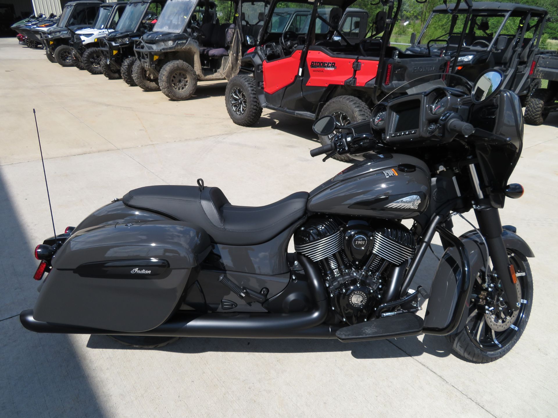 2024 Indian Motorcycle Chieftain® Dark Horse® in Columbia, Missouri - Photo 8