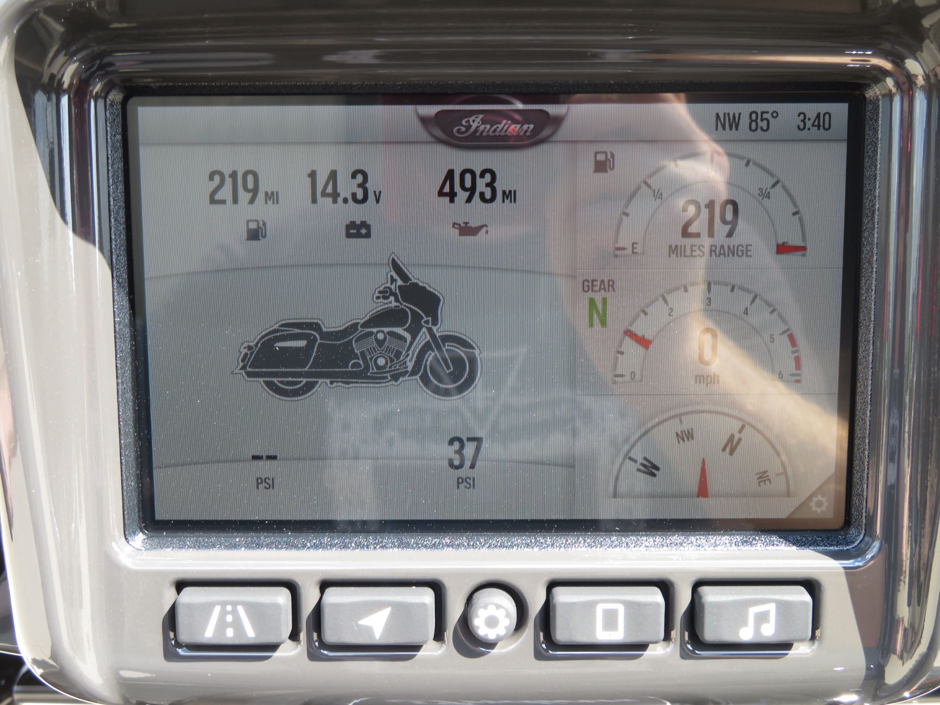 2024 Indian Motorcycle Chieftain® Dark Horse® in Columbia, Missouri - Photo 13