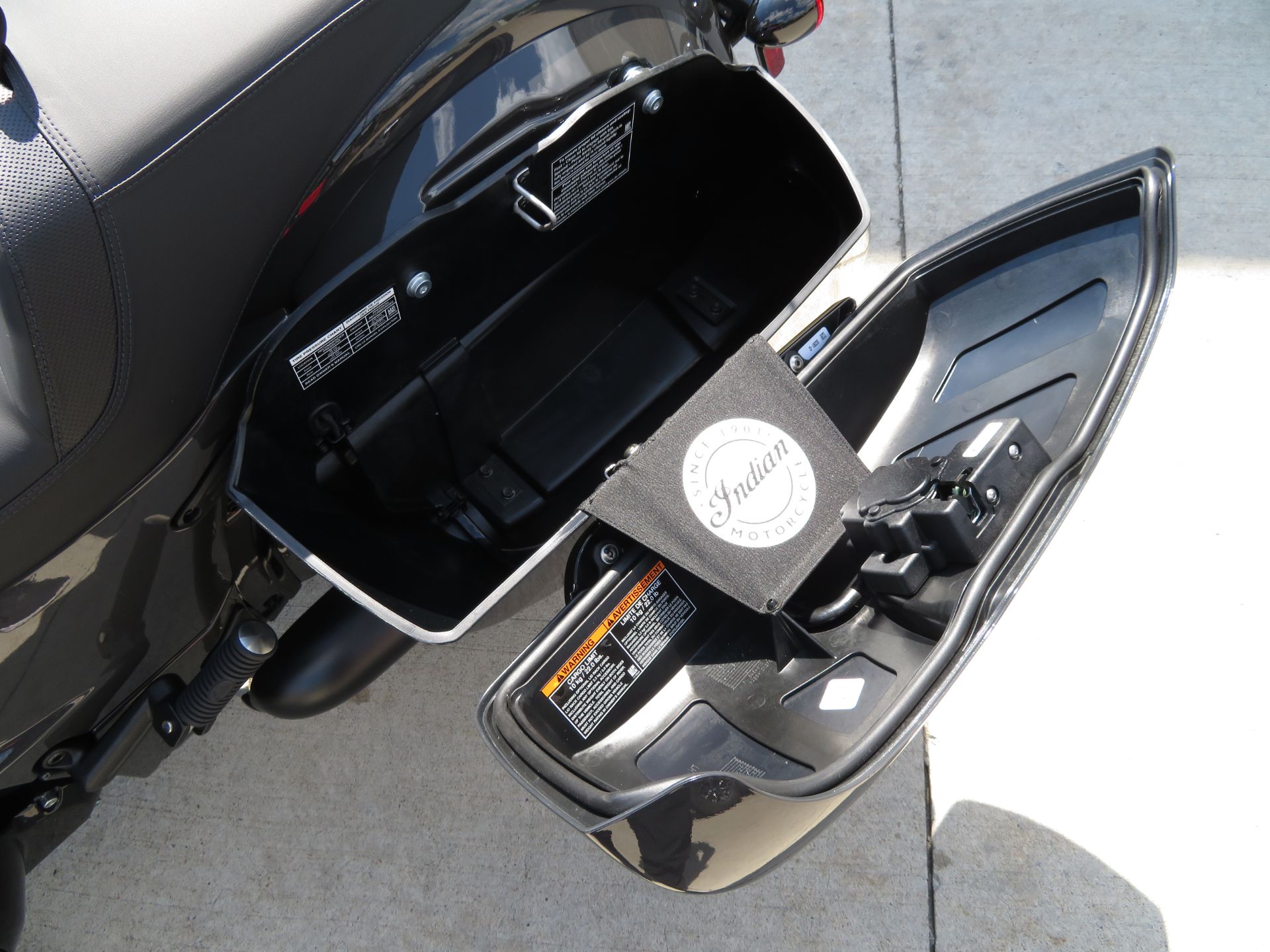 2024 Indian Motorcycle Chieftain® Dark Horse® in Columbia, Missouri - Photo 19