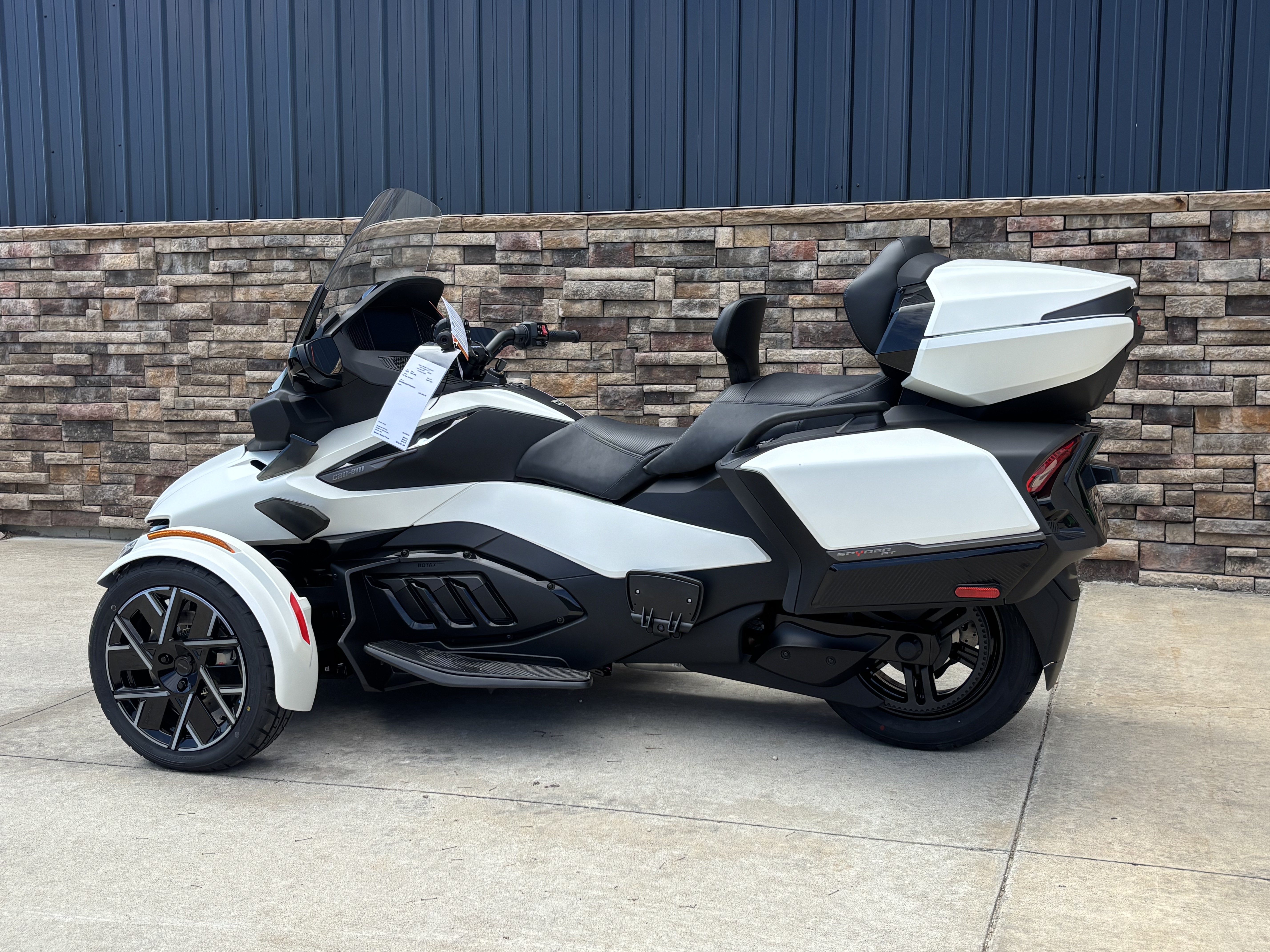 2026 Can-Am Spyder RT Sea-to-Sky in Columbia, Missouri - Photo 2