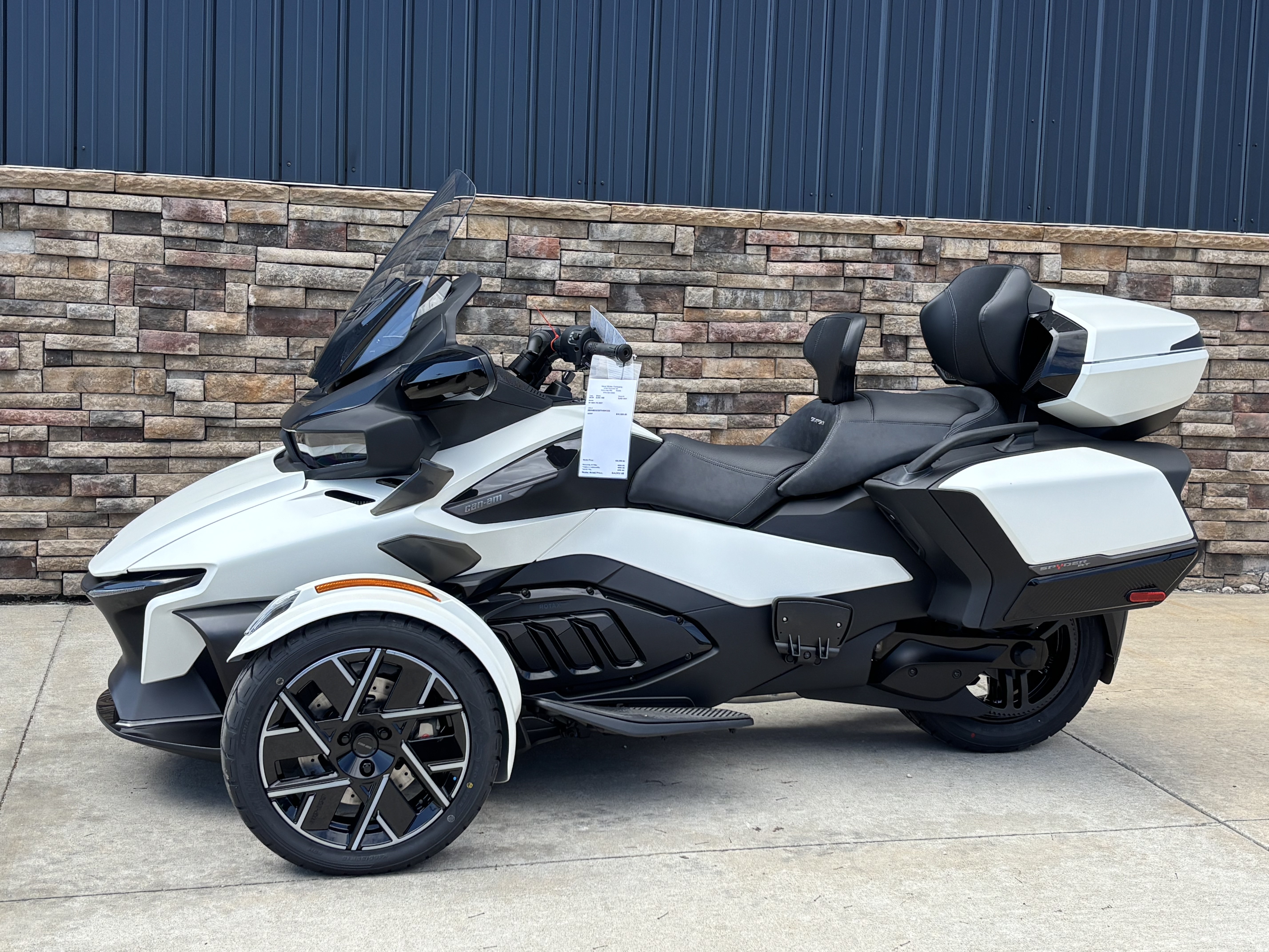 2026 Can-Am Spyder RT Sea-to-Sky in Columbia, Missouri - Photo 2