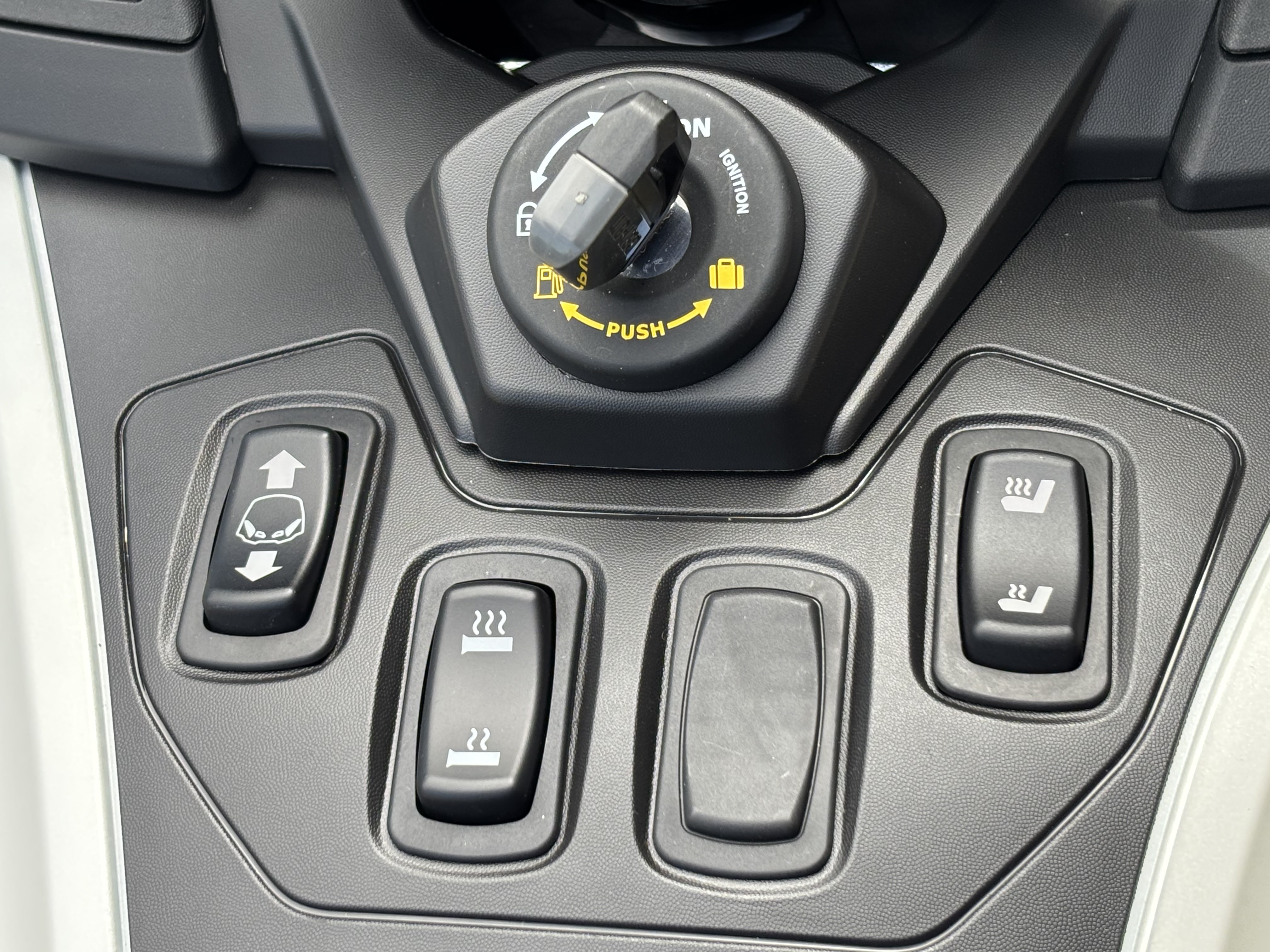 2026 Can-Am Spyder RT Sea-to-Sky in Columbia, Missouri - Photo 12