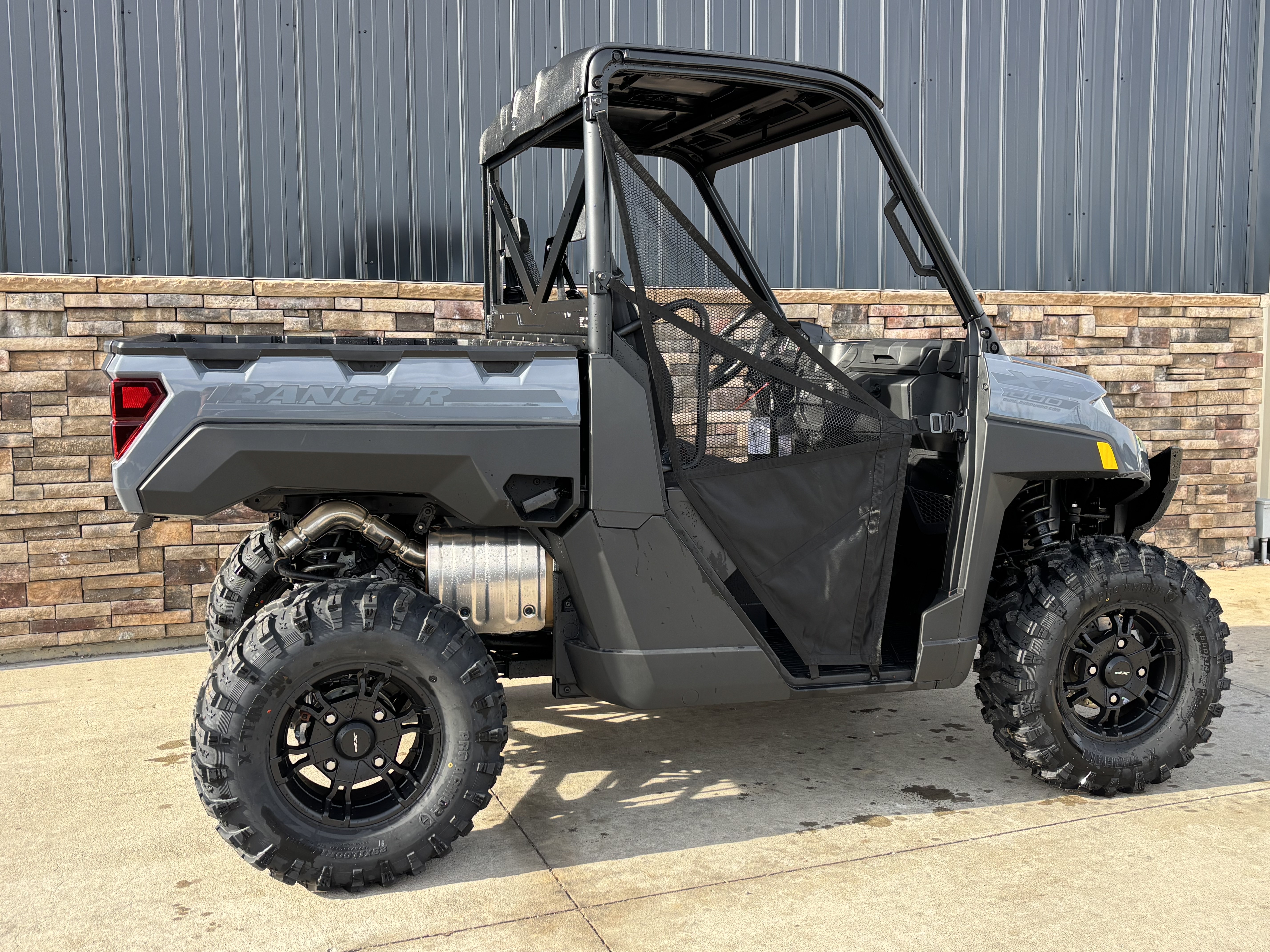 2026 Polaris Ranger XP 1000 Premium in Columbia, Missouri - Photo 2