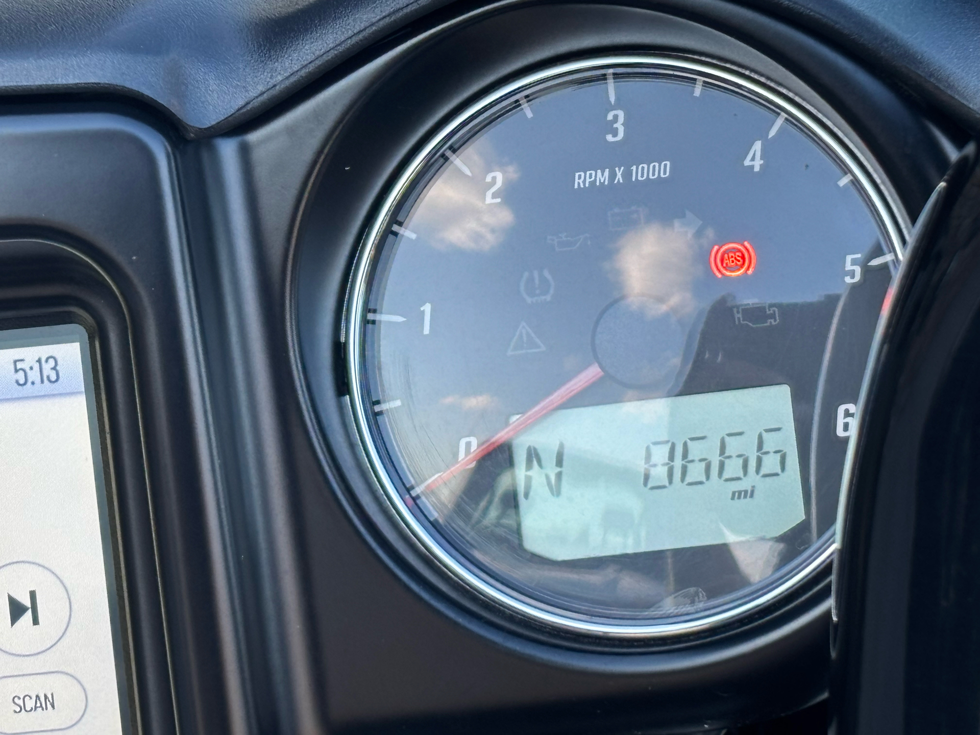 2020 Indian Motorcycle Chieftain® Dark Horse® in Columbia, Missouri - Photo 2