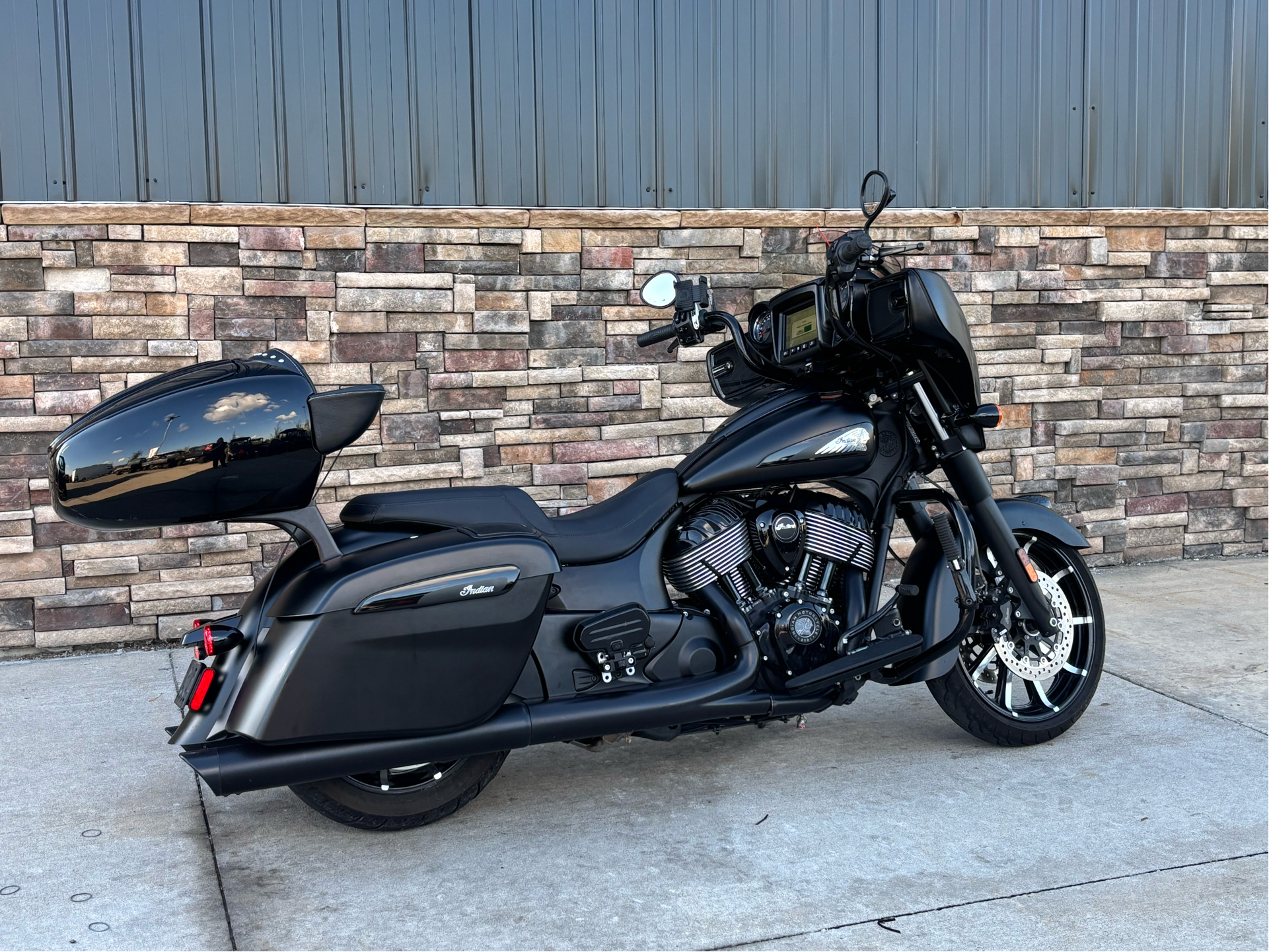 2020 Indian Motorcycle Chieftain® Dark Horse® in Columbia, Missouri - Photo 14