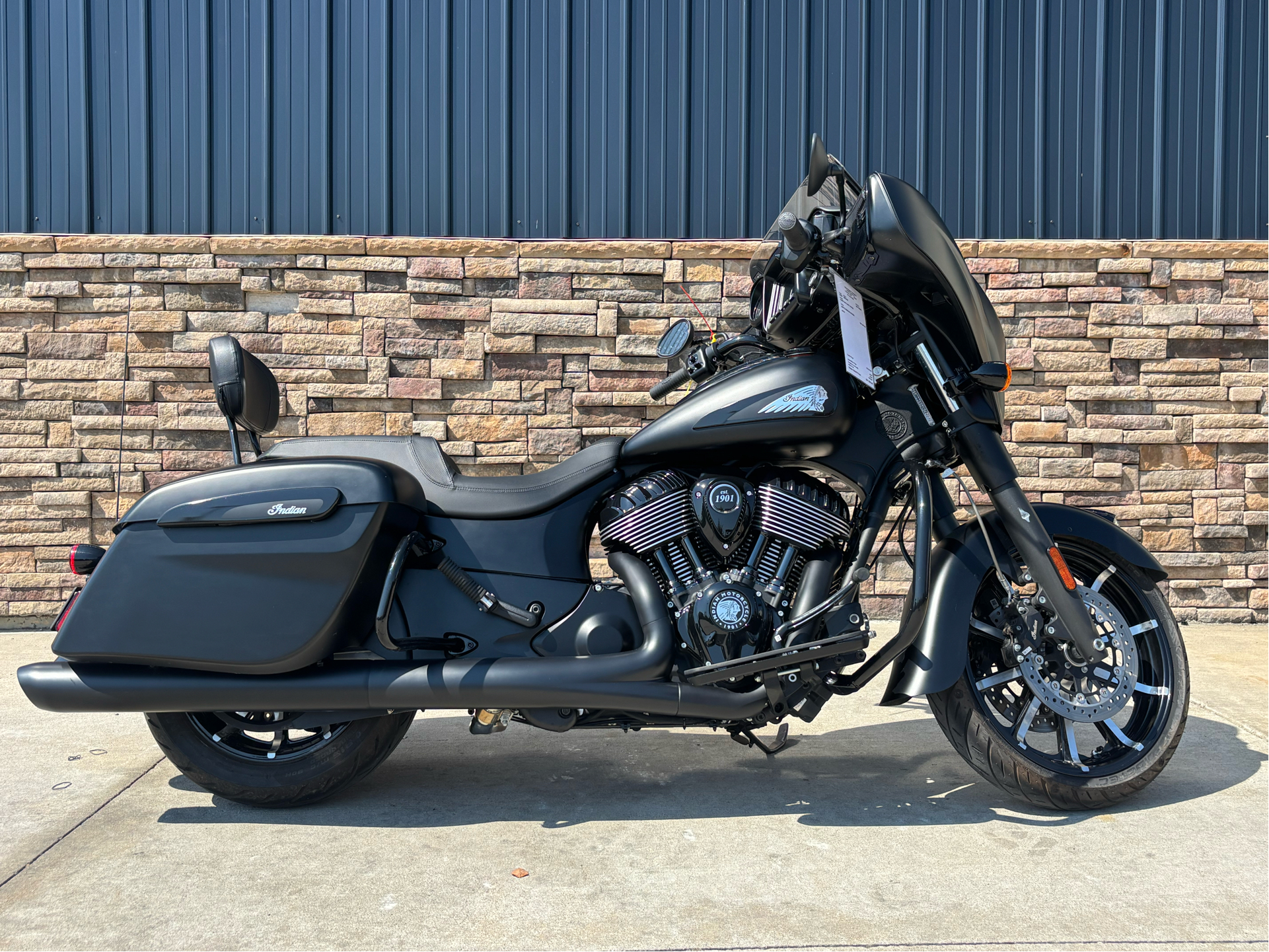 2022 Indian Motorcycle Chieftain® Dark Horse® in Columbia, Missouri - Photo 15