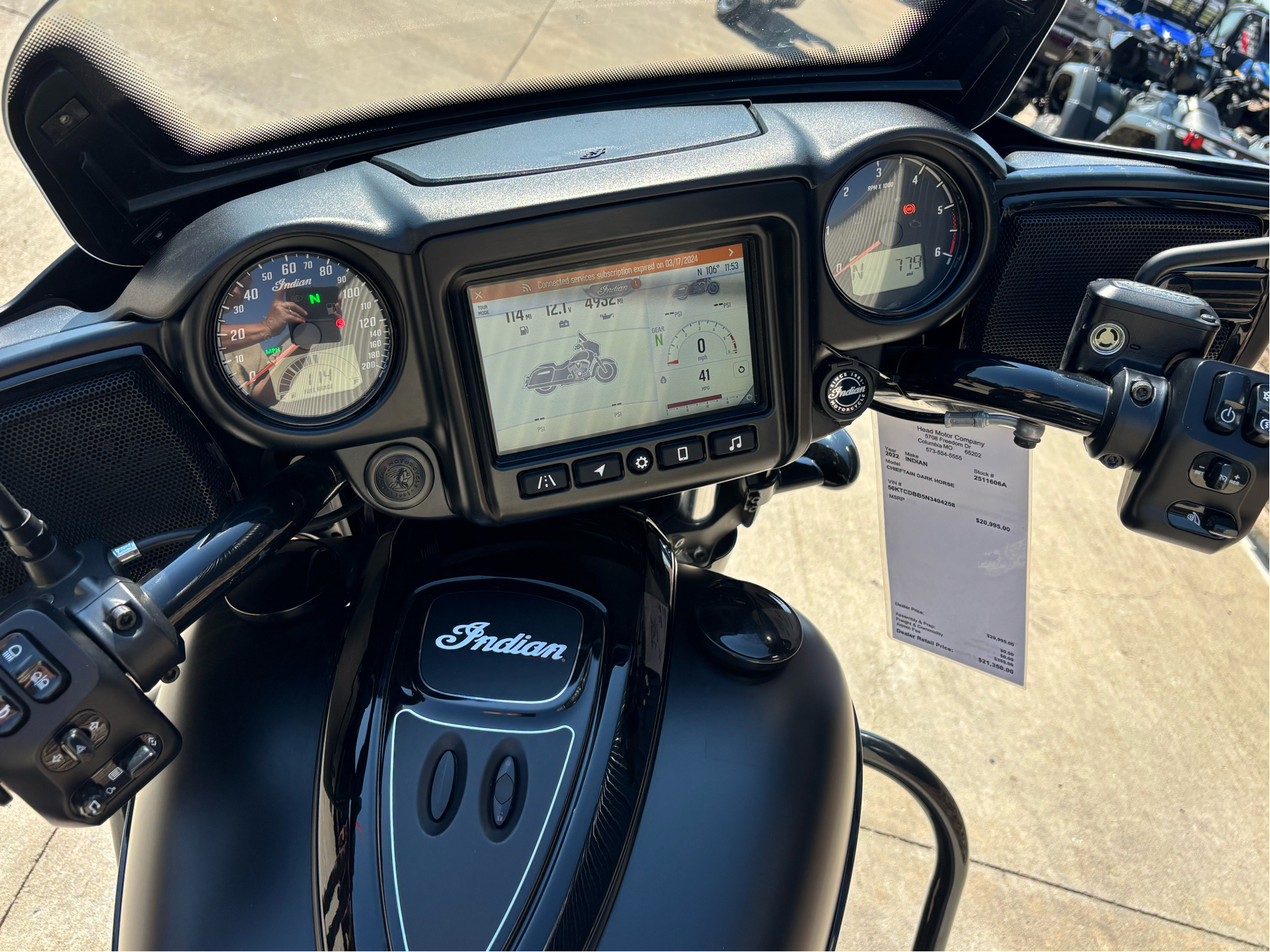 2022 Indian Motorcycle Chieftain® Dark Horse® in Columbia, Missouri - Photo 11