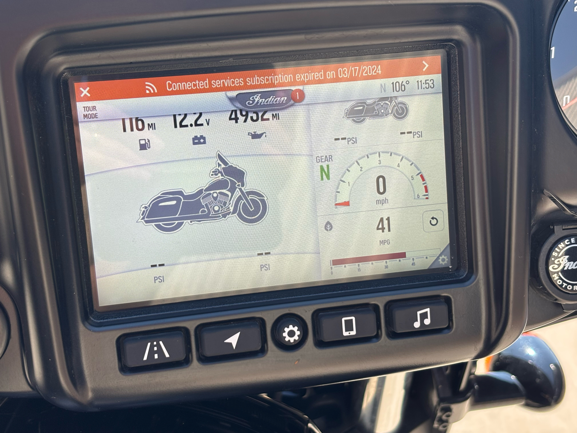 2022 Indian Motorcycle Chieftain® Dark Horse® in Columbia, Missouri - Photo 9