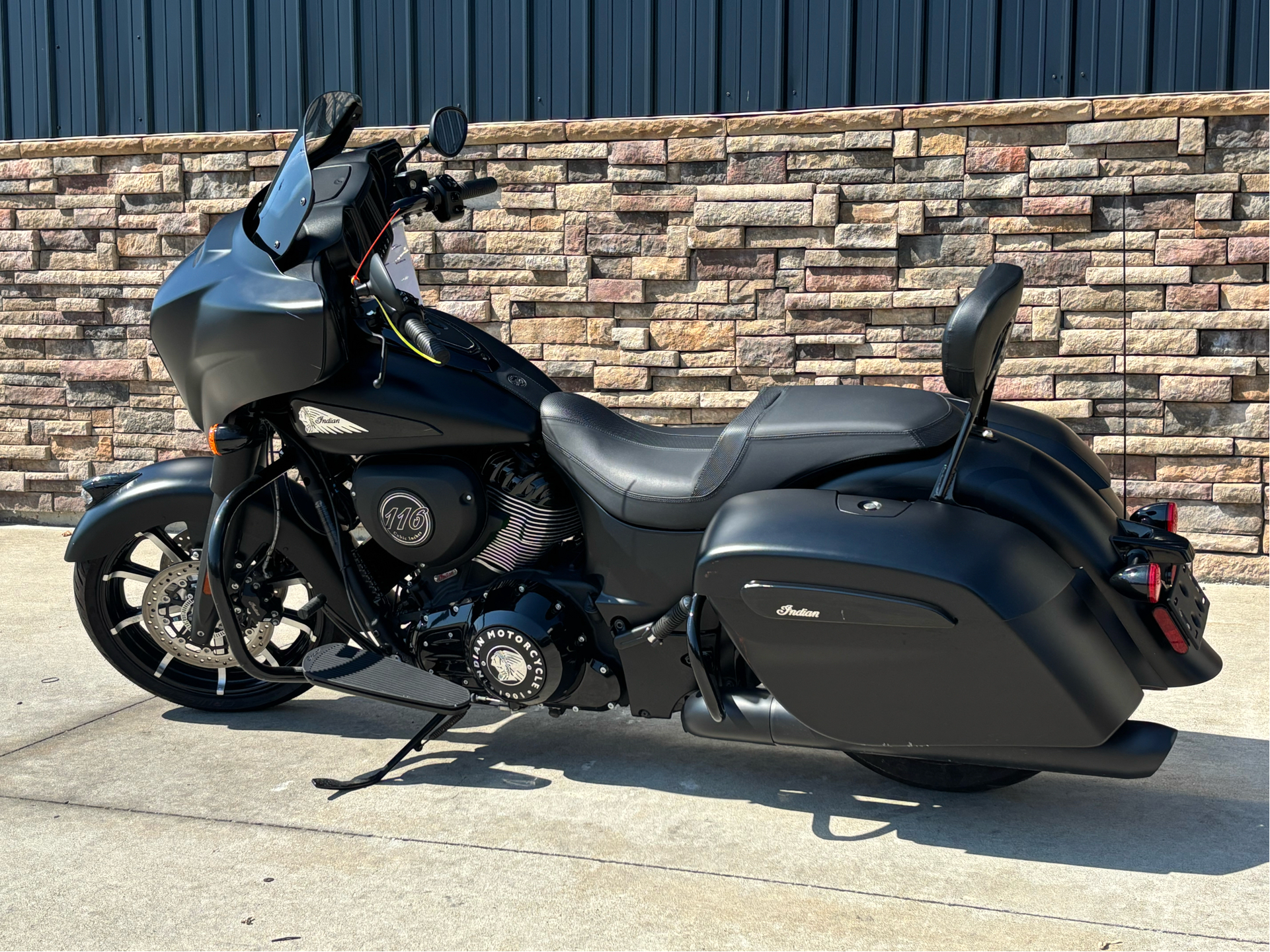 2022 Indian Motorcycle Chieftain® Dark Horse® in Columbia, Missouri - Photo 2