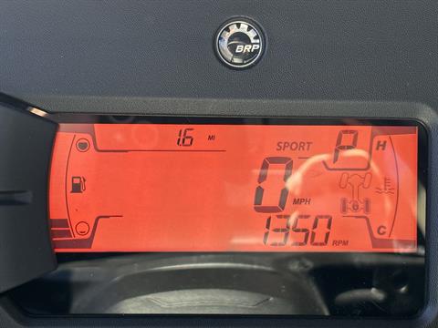 2026 Can-Am Defender MAX Limited HD11 in Columbia, Missouri - Photo 14