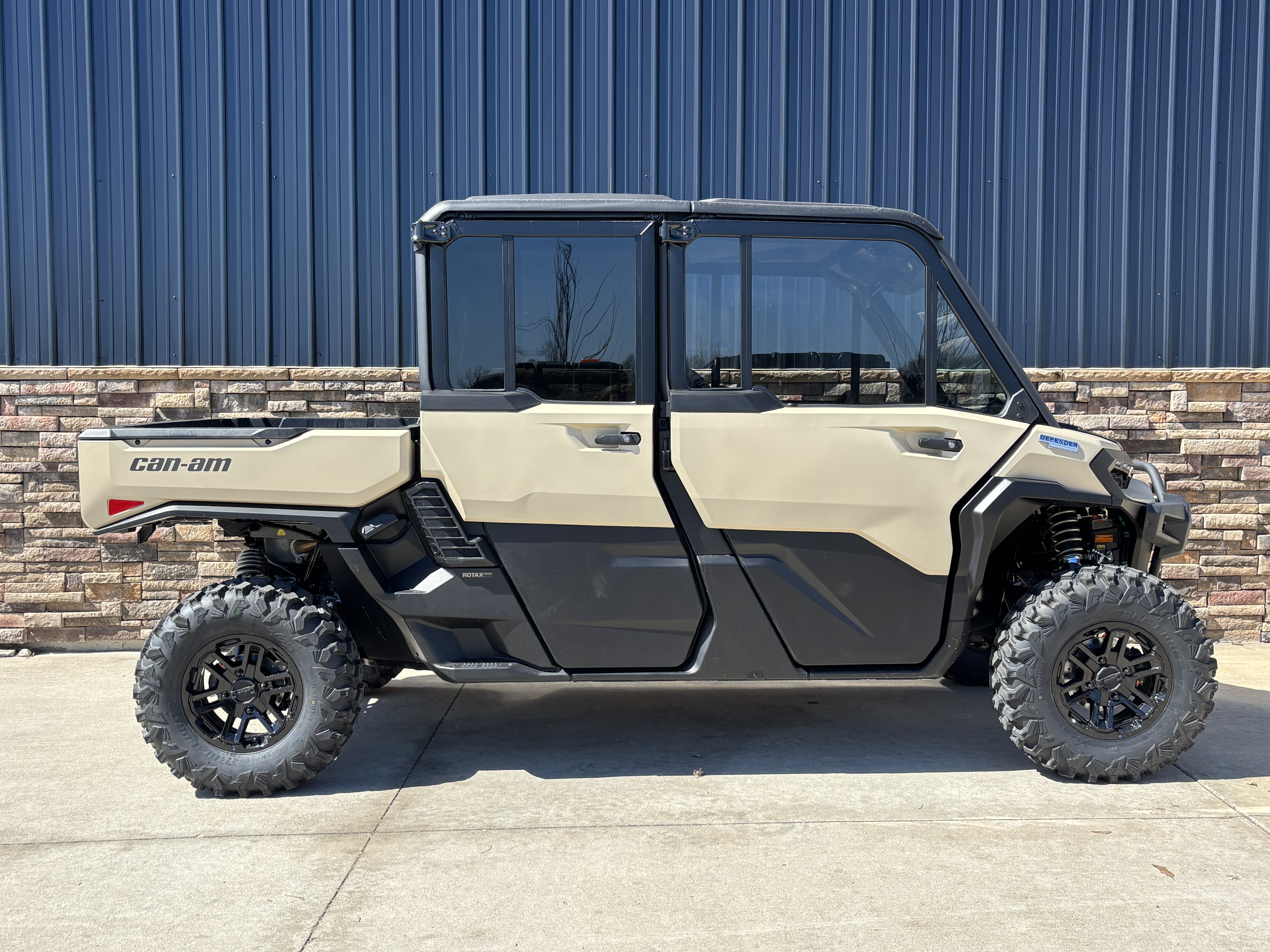2026 Can-Am Defender MAX Limited HD11 in Columbia, Missouri - Photo 18