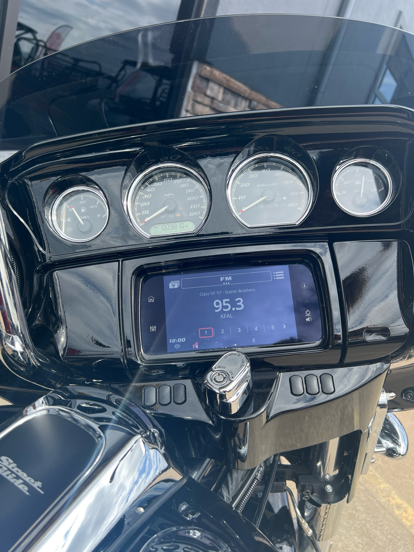 2021 Harley-Davidson Street Glide® Special in Columbia, Missouri - Photo 4