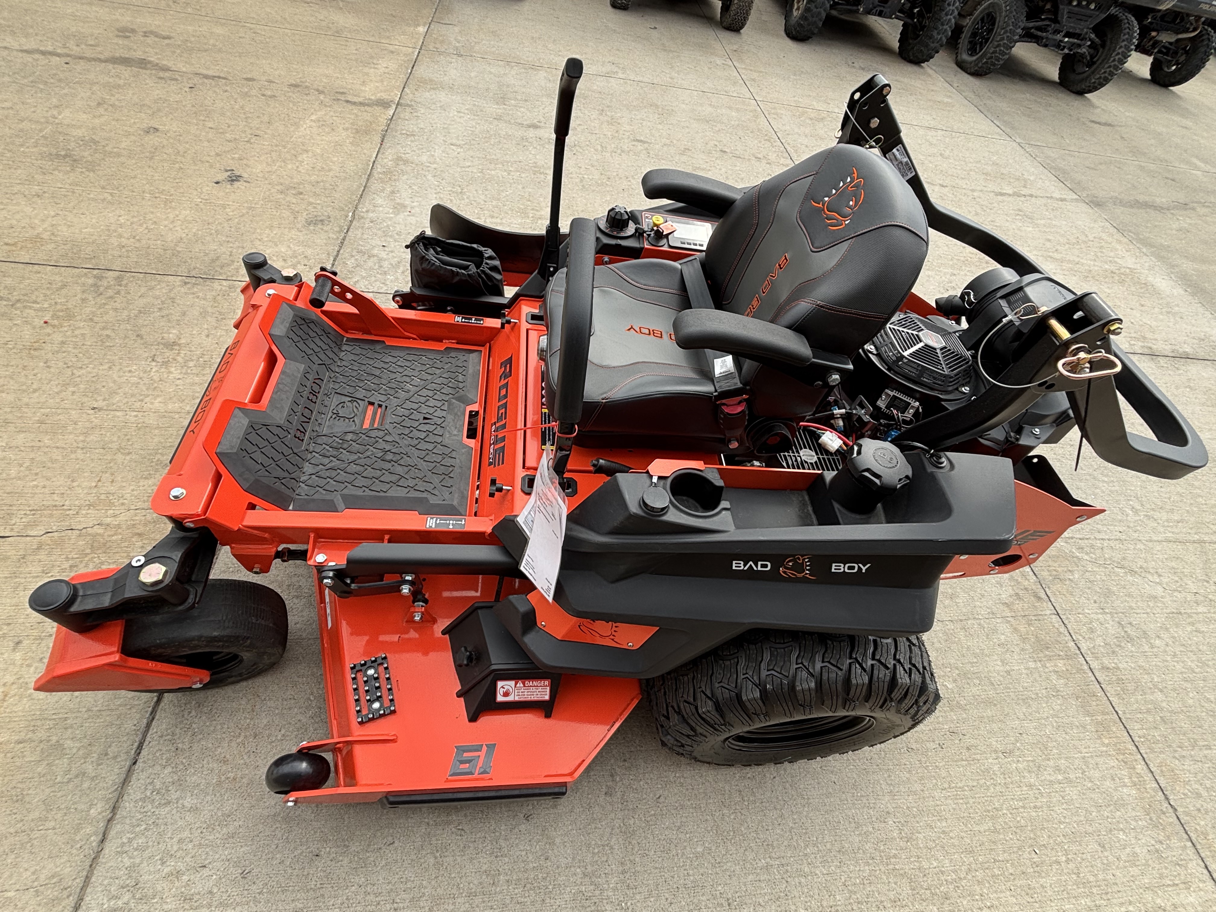 2026 Bad Boy Mowers Rogue 61 in. Kawasaki FX1000V EFI 38.5 hp in Columbia, Missouri - Photo 8