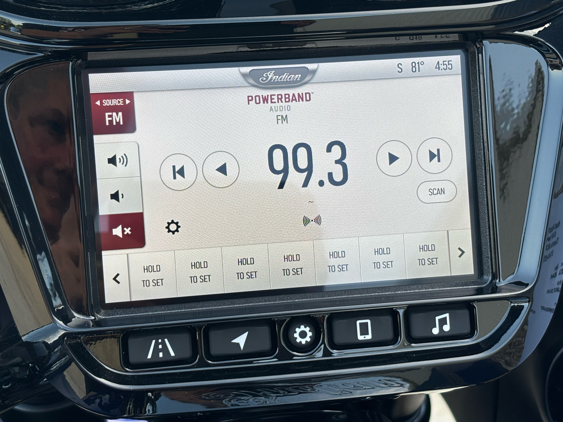 2024 Indian Motorcycle Pursuit® Limited® with PowerBand Audio Package in Columbia, Missouri - Photo 8