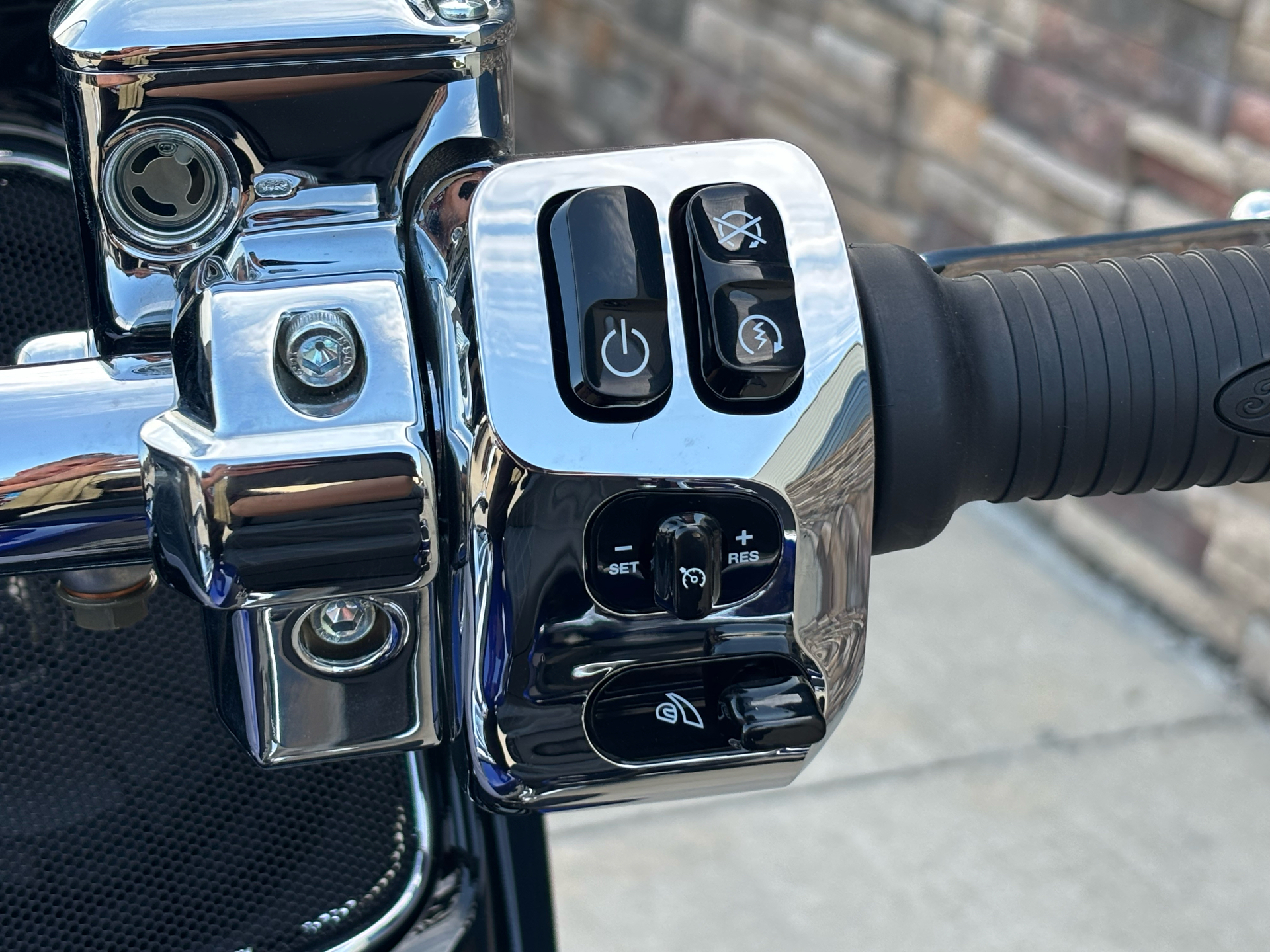 2024 Indian Motorcycle Pursuit® Limited® with PowerBand Audio Package in Columbia, Missouri - Photo 10