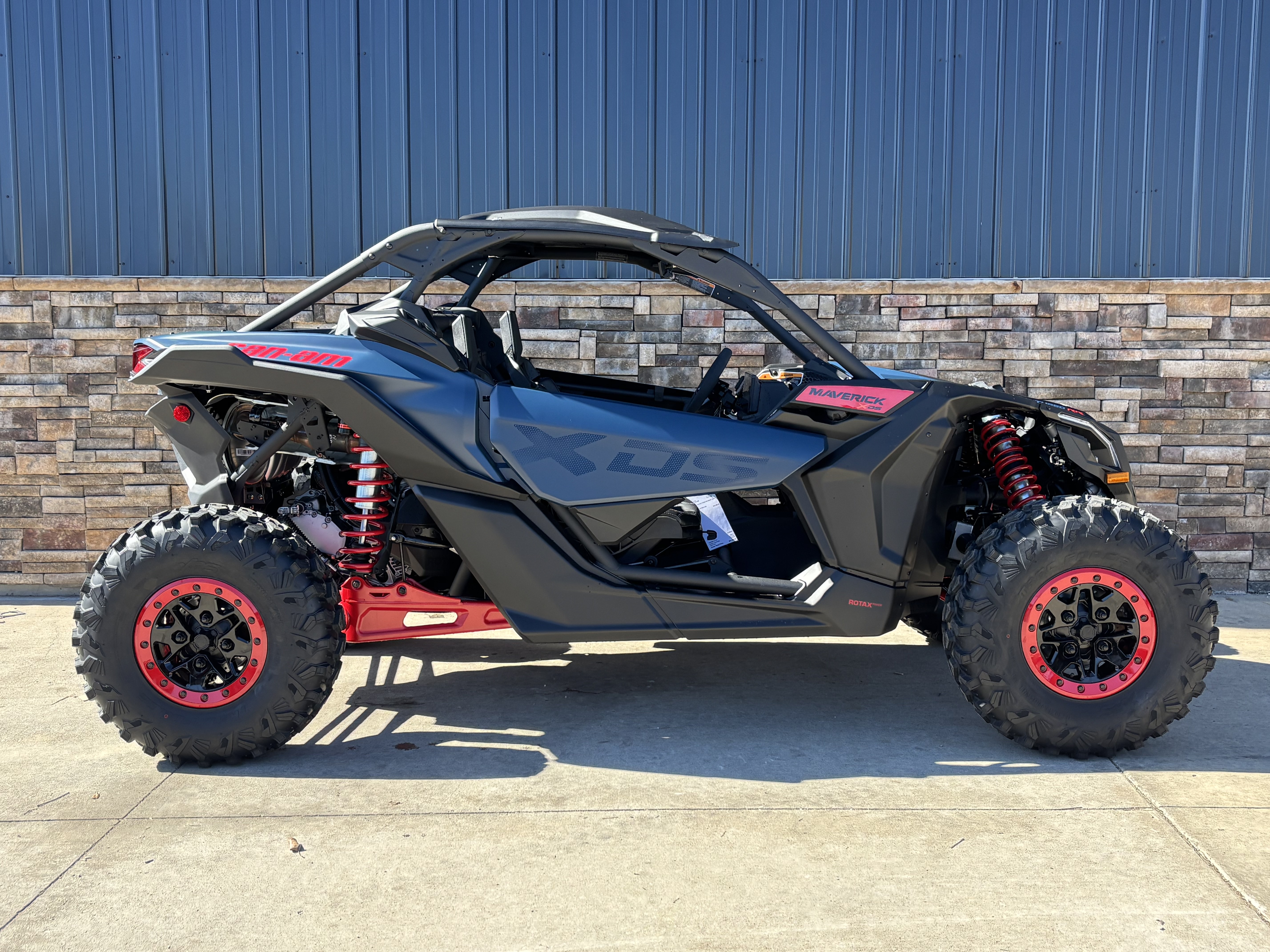 2026 Can-Am Maverick X3 X DS TURBO RR Smart-Shox with 10.25 in. touchscreen display in Columbia, Missouri - Photo 1