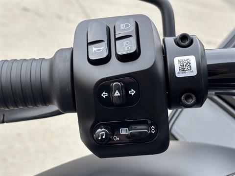 2026 Indian Motorcycle Challenger® Dark Horse® in Columbia, Missouri - Photo 10