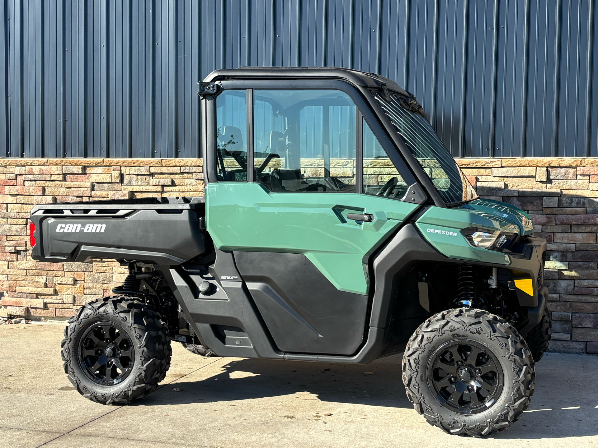 2026 Can-Am Defender DPS CAB in Columbia, Missouri - Photo 3