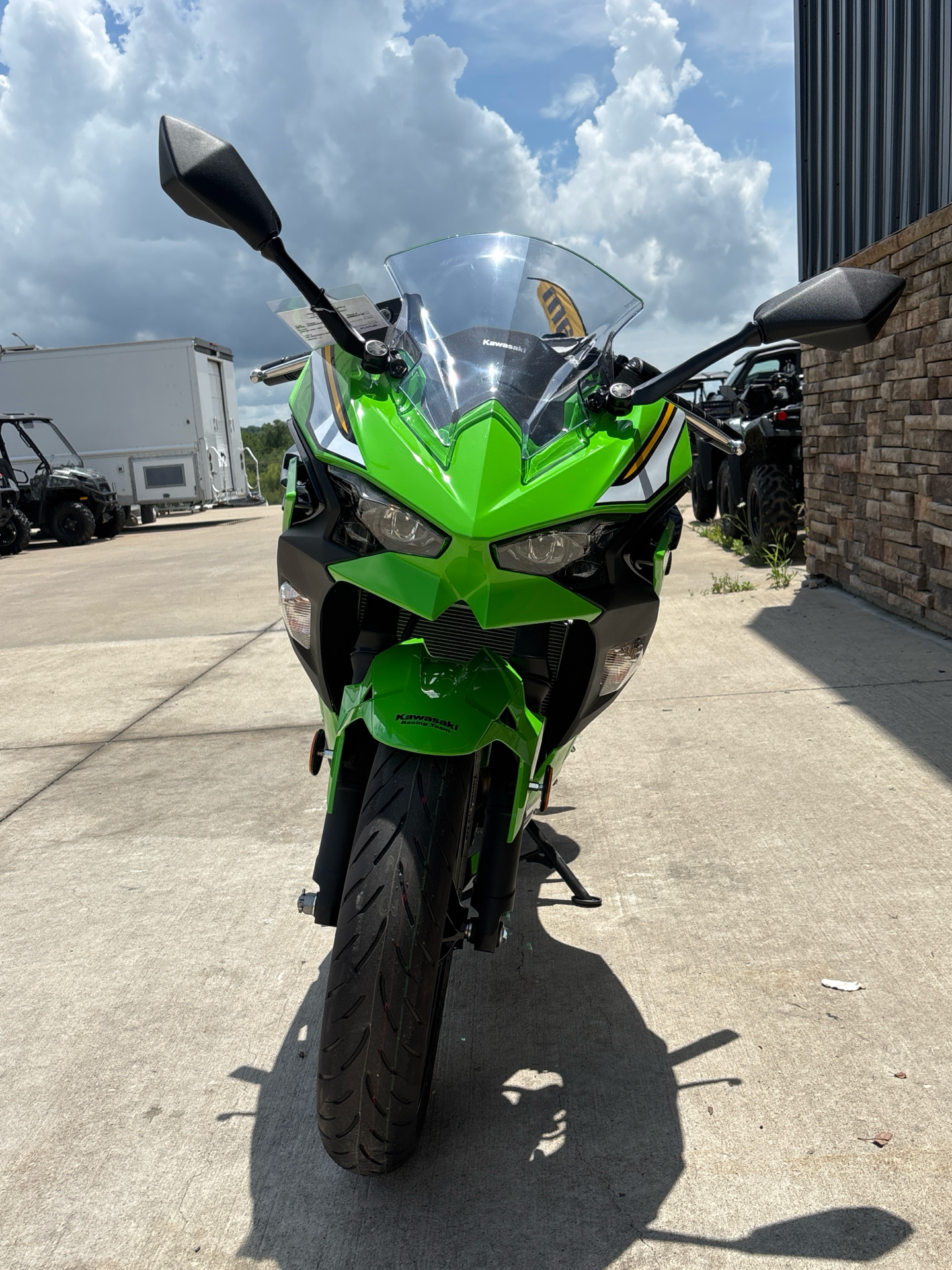 2025 Kawasaki Ninja 500 KRT Edition in Columbia, Missouri - Photo 4
