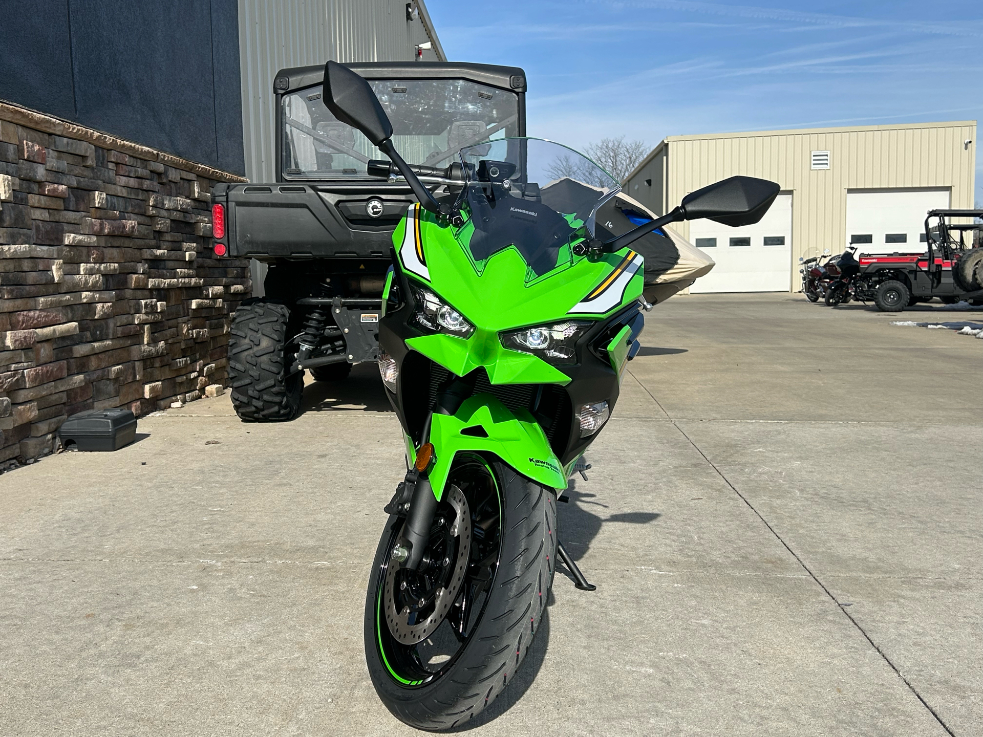 2025 Kawasaki Ninja 500 KRT Edition in Columbia, Missouri - Photo 2